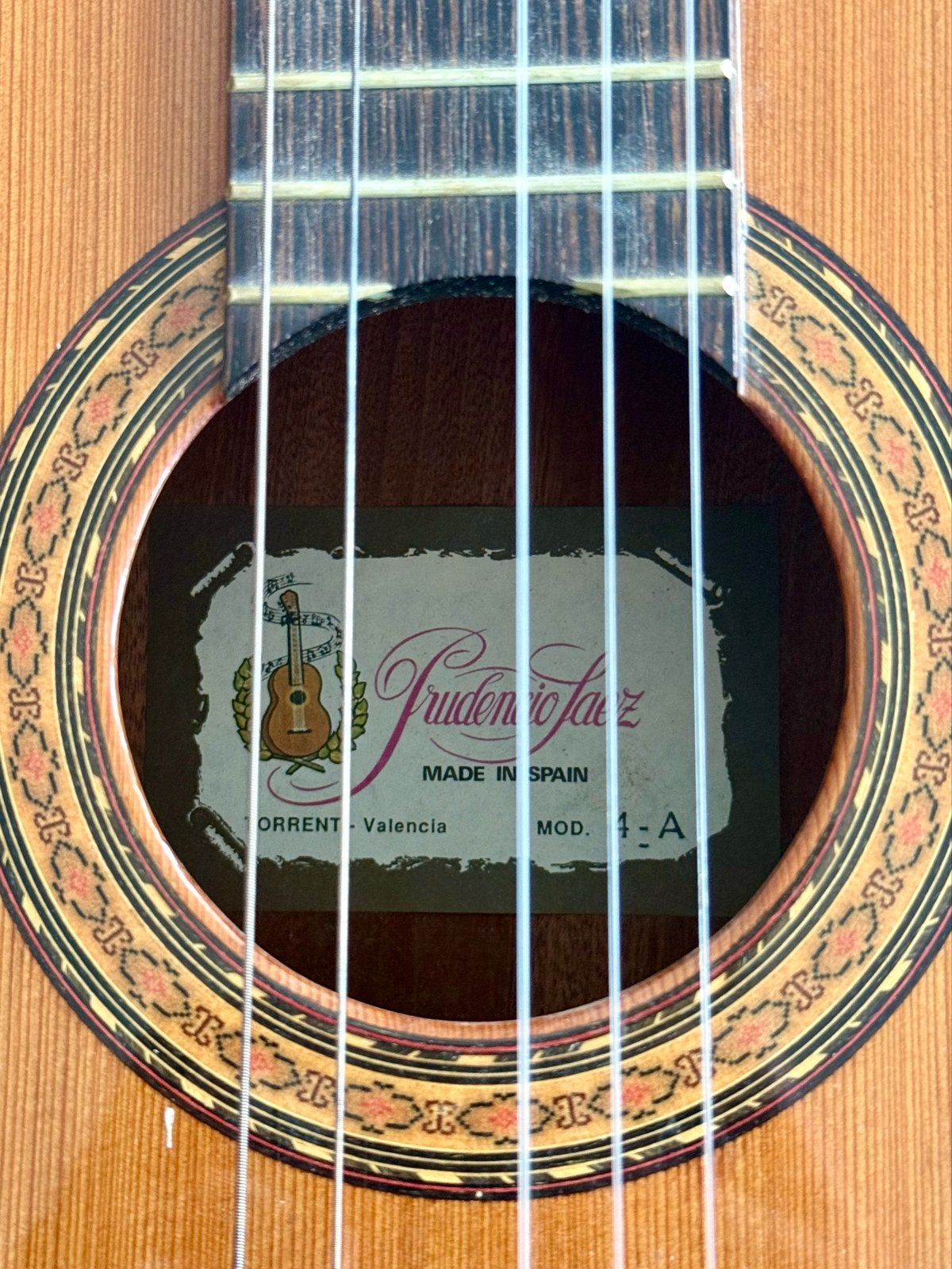 Prudencio Saez Klassieke Gitaar 4-A met hoes en boeken, Ophalen, Gebruikt, Klassieke of Spaanse gitaar, Met koffer