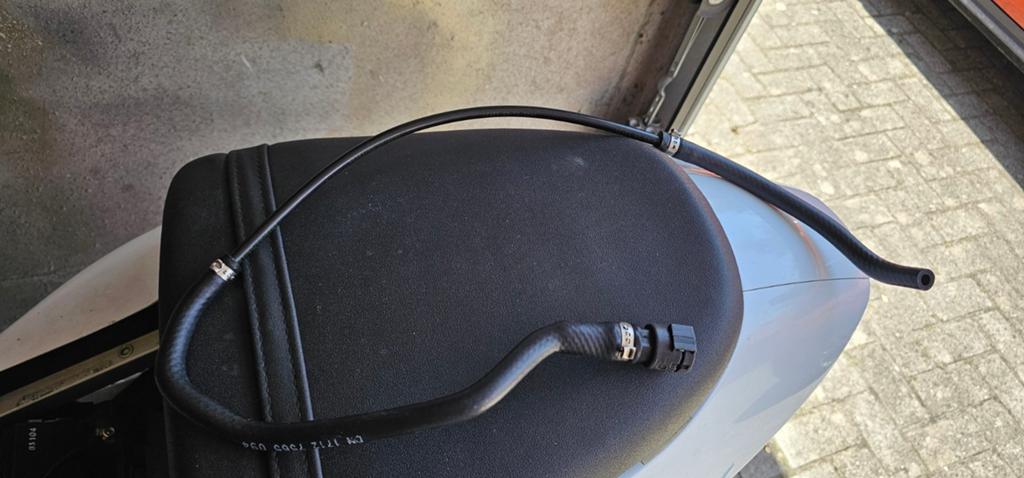 BMW 335i Koelvloeistofleiding Radiateur naar Reservoir E90,, Auto-onderdelen, Ophalen of Verzenden, Nieuw, BMW