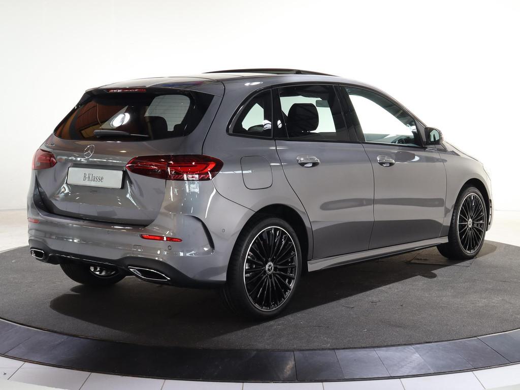 Mercedes-Benz B-Klasse 250e Business Solution AMG | Panorama, Auto's, Mercedes-Benz, Stof, 4 cilinders, 16 kWh, 1655 kg