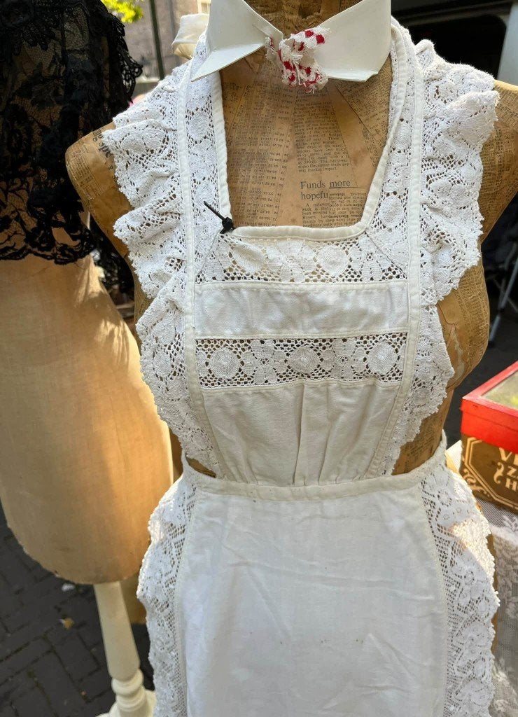 Vintage Brocante Antiek & Curiosa markt Zwolle 2027, Drie personen of meer