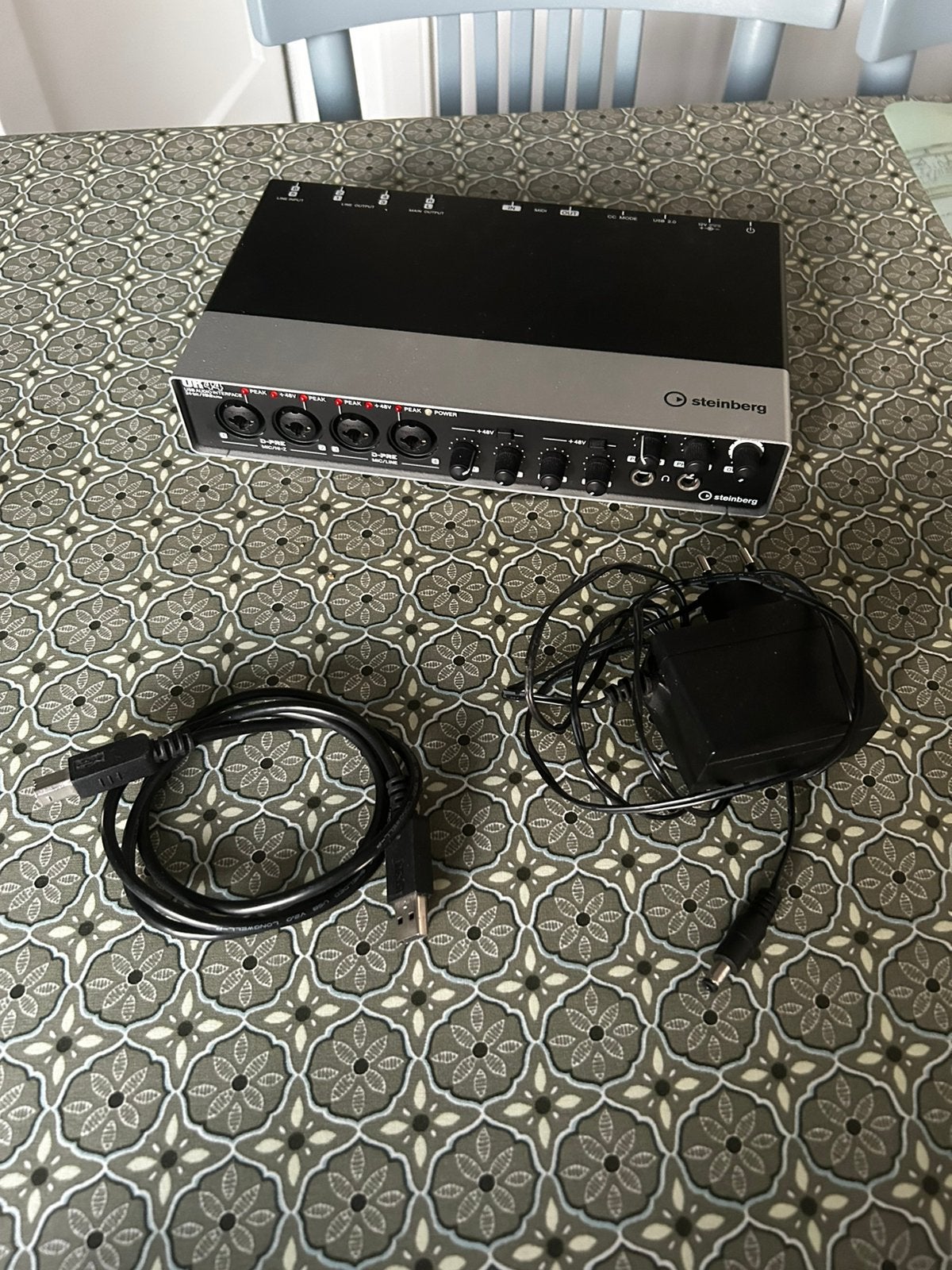 Steinberg UR44 USB2.0 audio interface, Ophalen, Gebruikt, Extern