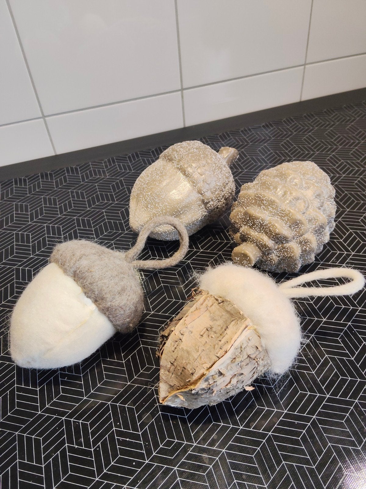 herfst eikels, Ophalen of Verzenden, Zo goed als nieuw