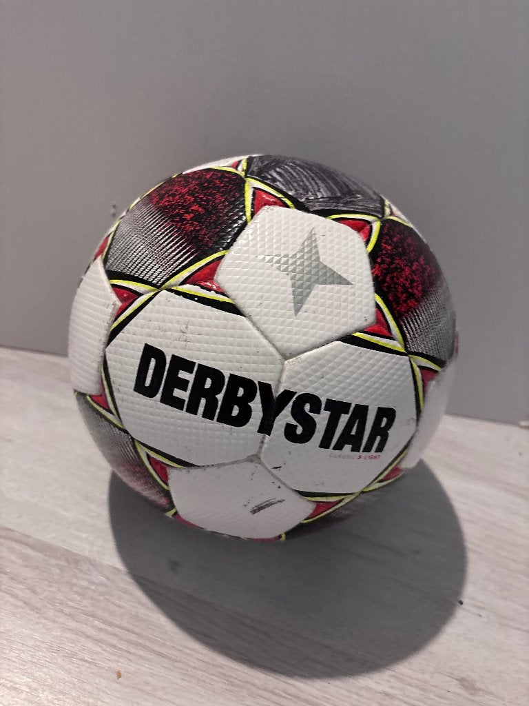 Derbystar Classic S-Light II Voetbal Maat 5 Wit Rood Geel, Maat L, Verzenden, Gebruikt, Bal