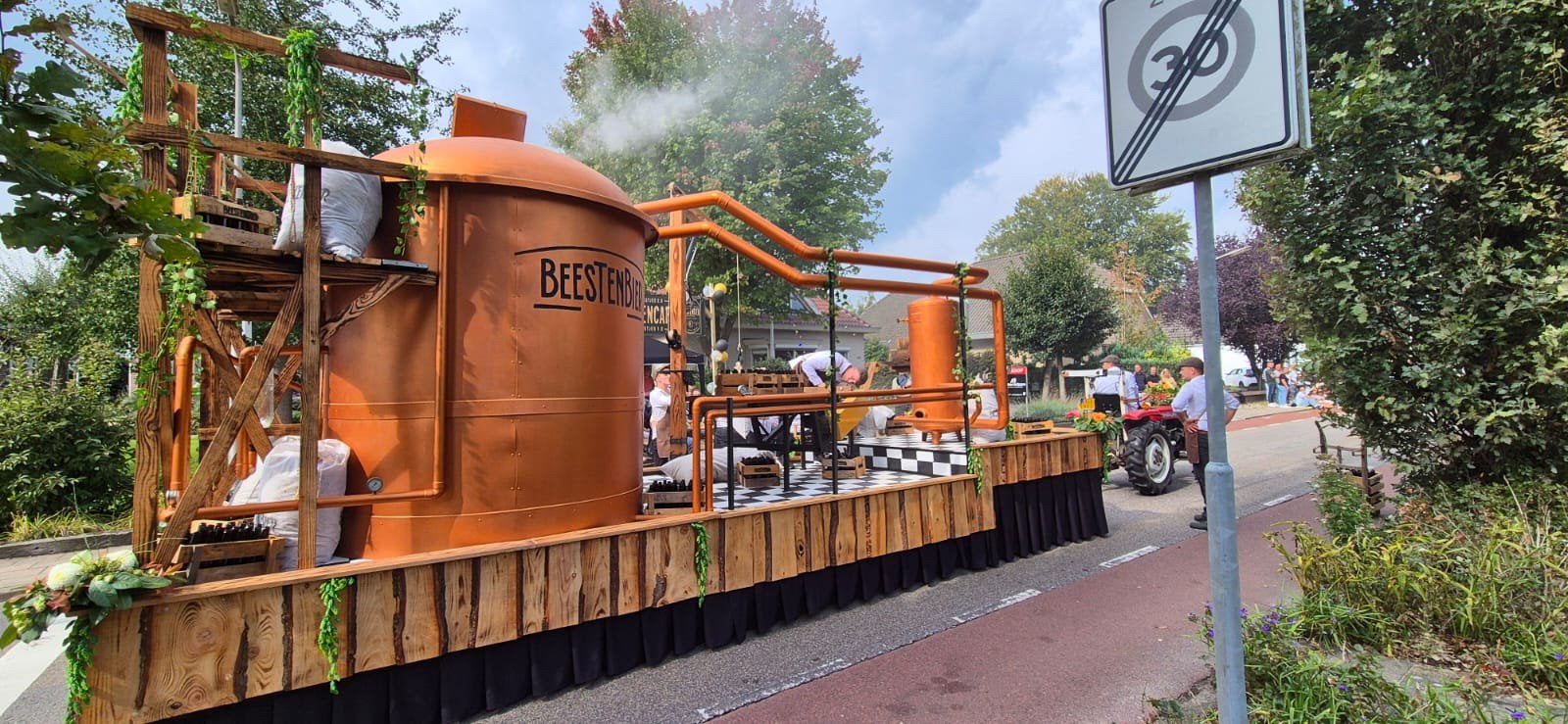 Optochtwagen carnavalwagen platte wagen, Ophalen, Carnaval