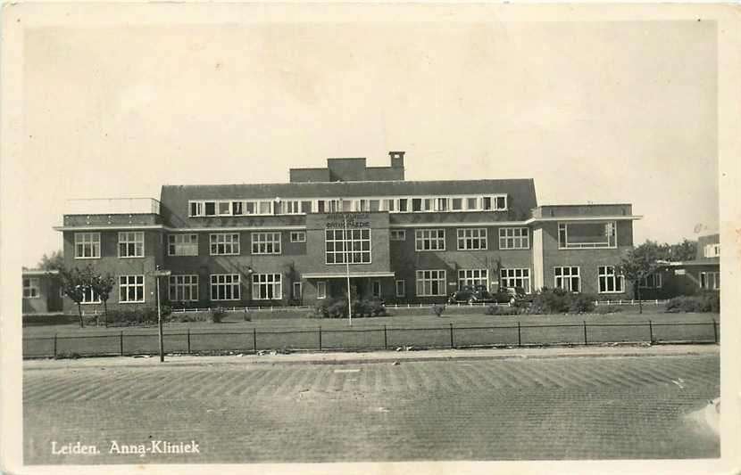 377-245-031 Leiden Anna Kliniek, Ophalen of Verzenden, Voor 1920, Zuid-Holland