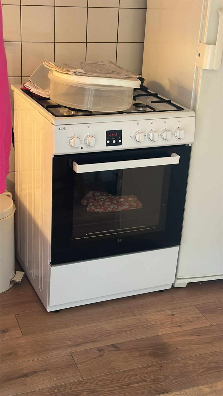 Zeer net fornuis, Witgoed en Apparatuur, Ophalen, 4 kookzones, Zo goed als nieuw, Gas