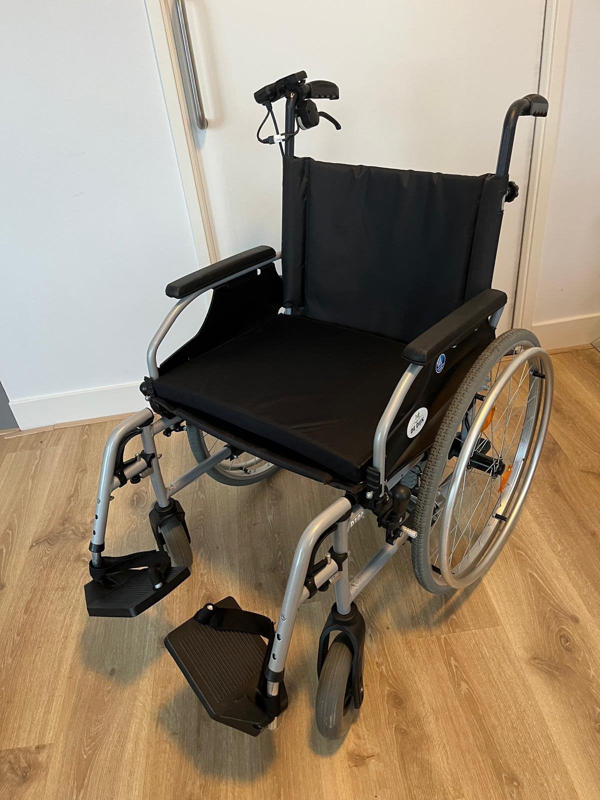 Vermeiren D100 Rolstoel met Elektrische Duwondersteuning!!, Ophalen, Inklapbaar, Gebruikt, Elektrische rolstoel