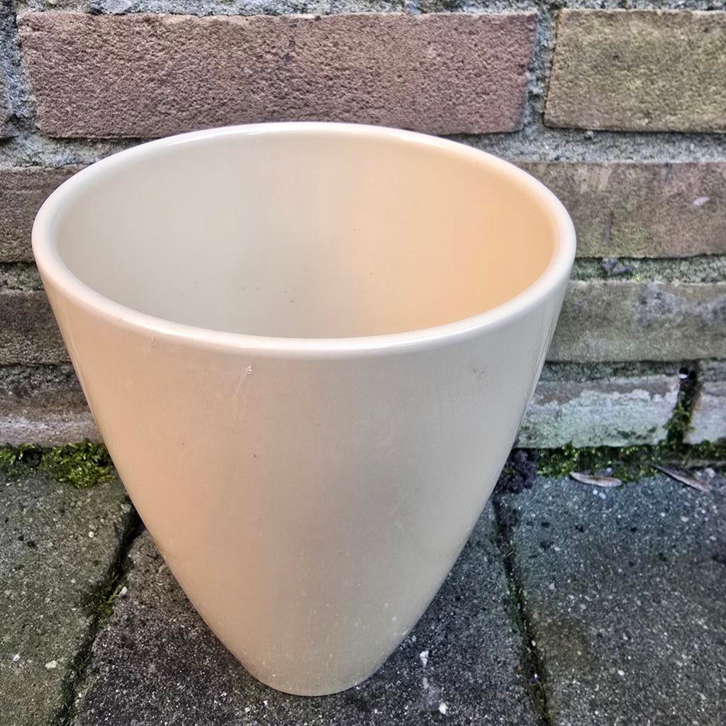 Stijlvolle crèmekleurige bloempot, Gebruikt, Rond, Ophalen of Verzenden, Balkon