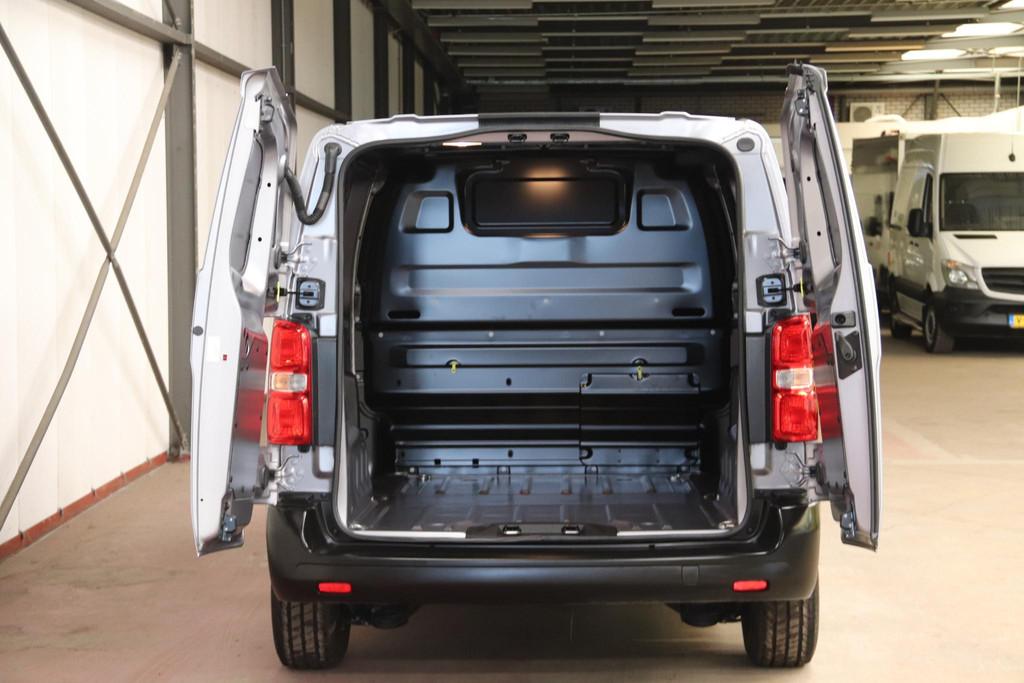 Fiat Scudo 1.5 MULTIJET 120PK COMPACT BUSINESS Fiat Scudo 1., Stof, Gebruikt, Euro 6, 4 cilinders