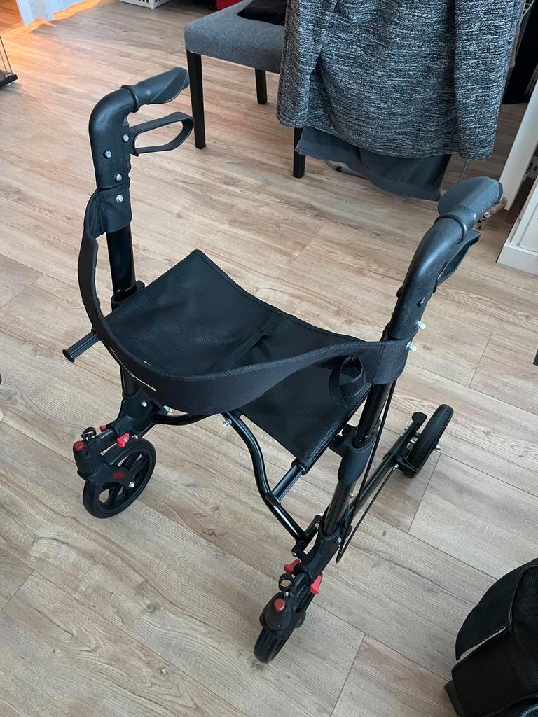 Rollator van het merk multimotion. Als nieuw!, Diversen, Rollators, Ophalen, Gebruikt