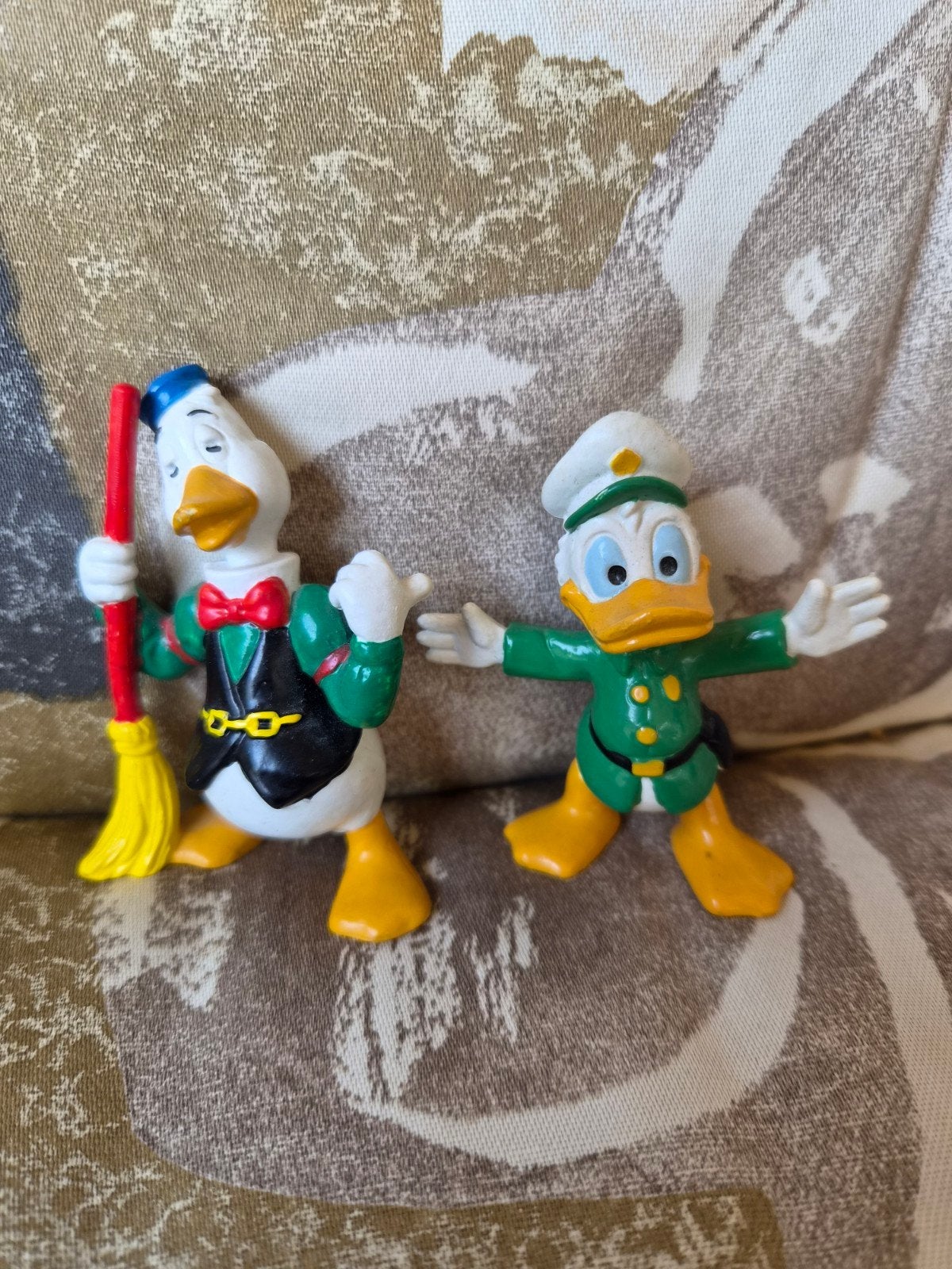 Bullyland Disney Figuren 1984 PVC Rubber - Donald Duck, Ophalen of Verzenden, Donald Duck, Zo goed als nieuw, Beeldje of Figuurtje