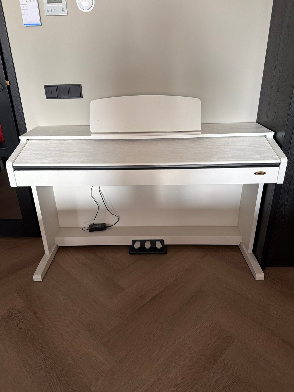 Witte digitale piano - gebruik, Muziek en Instrumenten, Piano's, Ophalen, Wit, Digitaal, Zo goed als nieuw