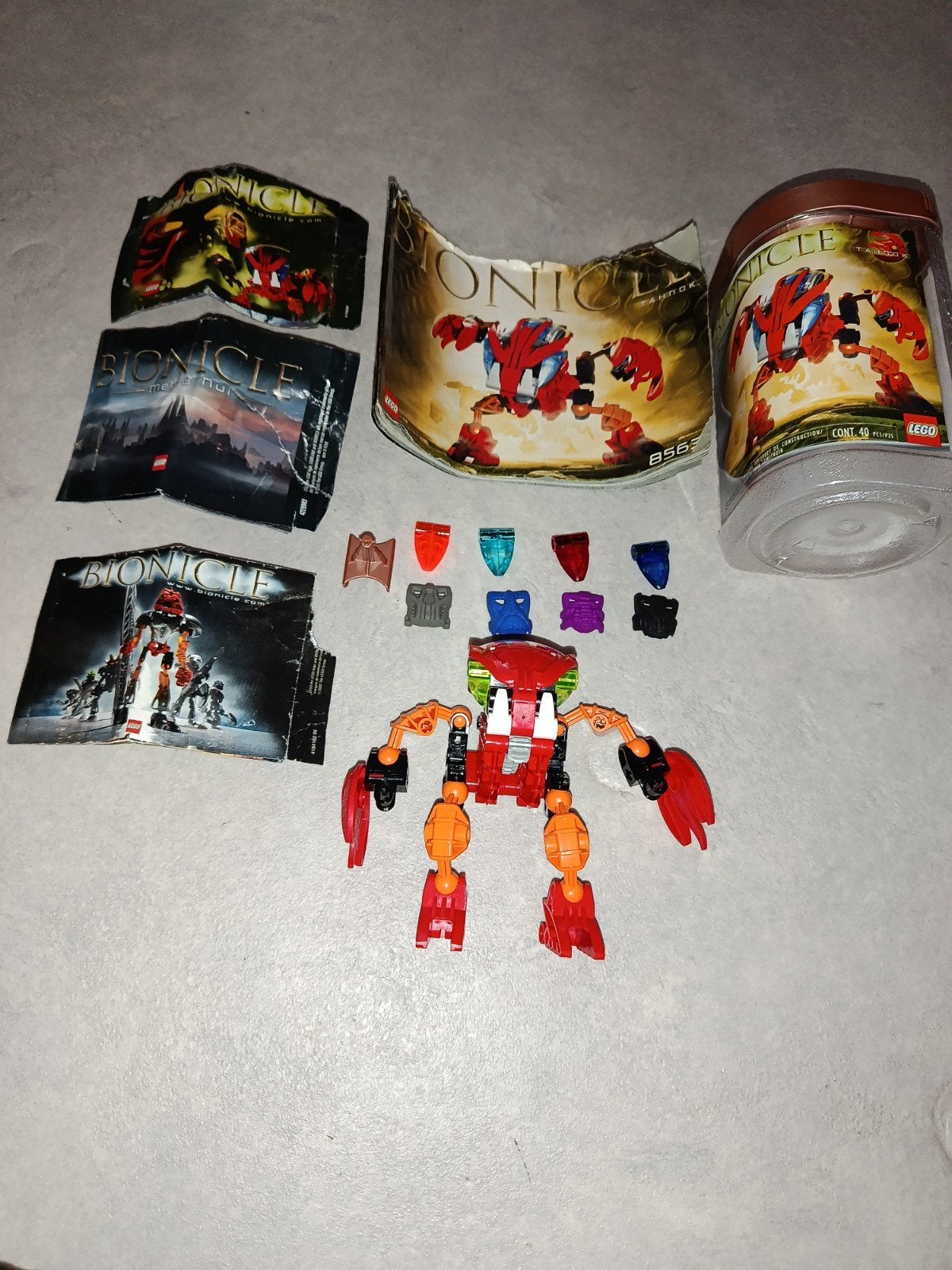 LEGO Bionicle 8563 Tahnok met instructies en extra maskers, Ophalen of Verzenden