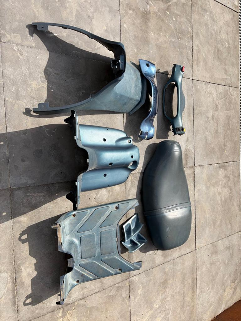 Binnen kappen set Piaggio Typhoon/Gilera Typhoon, Ophalen of Verzenden, Gebruikt, Kap, Piaggio
