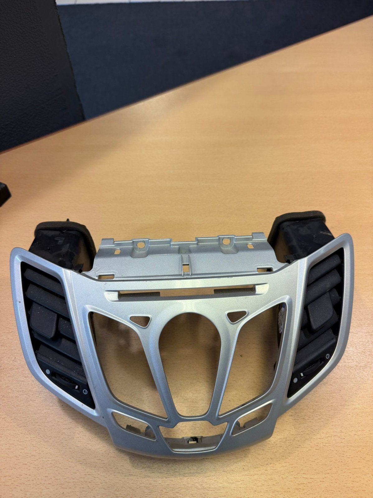 Radio Front Ford fiesta 2009 - 2013, Auto diversen, Autoradio's, Ophalen of Verzenden, Gebruikt