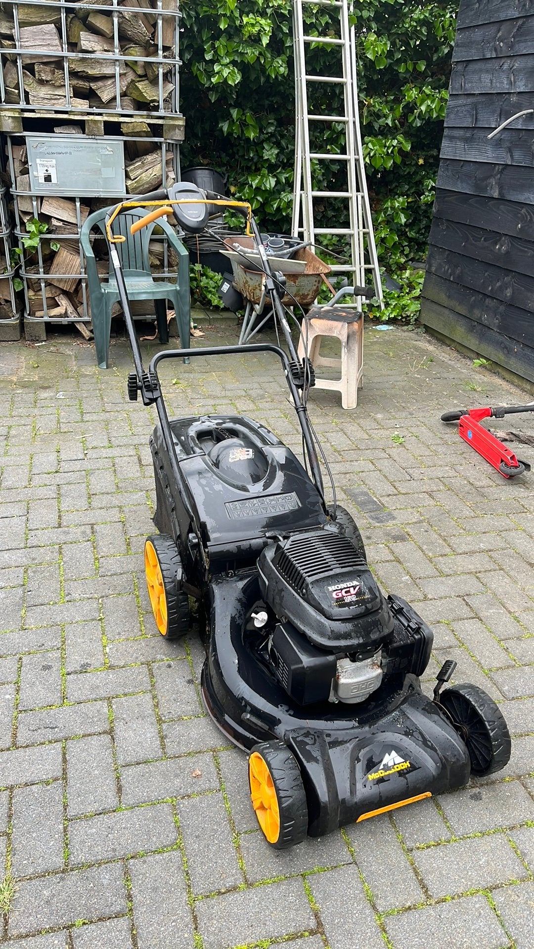 Mcculloch grasmaaier starten lopen., Tuin en Terras, Grasmaaiers, Zo goed als nieuw, Ophalen of Verzenden