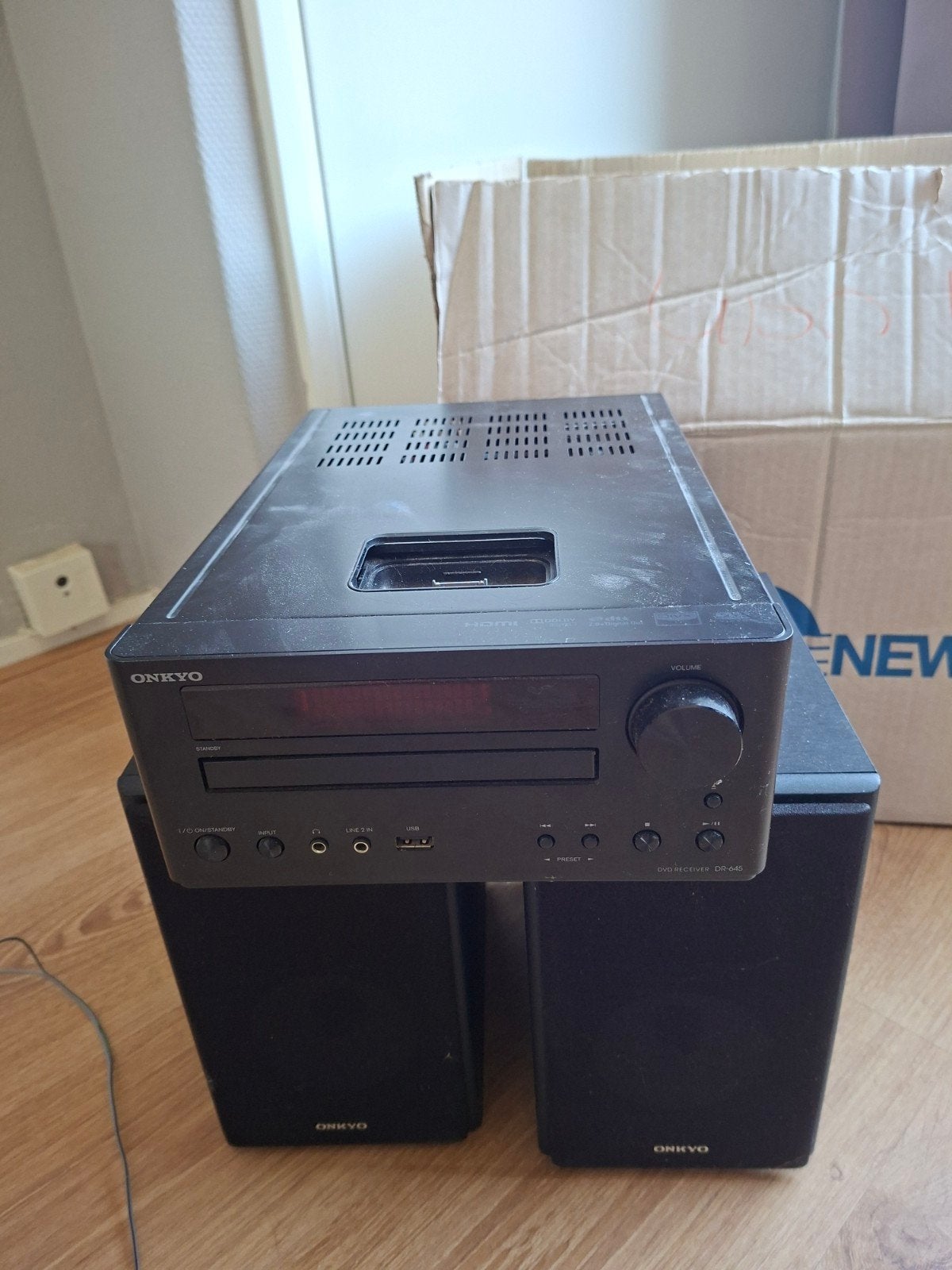 Onkyo versterker met twee boxen en kabels, Gebruikt, Microset, Speakers, Ophalen