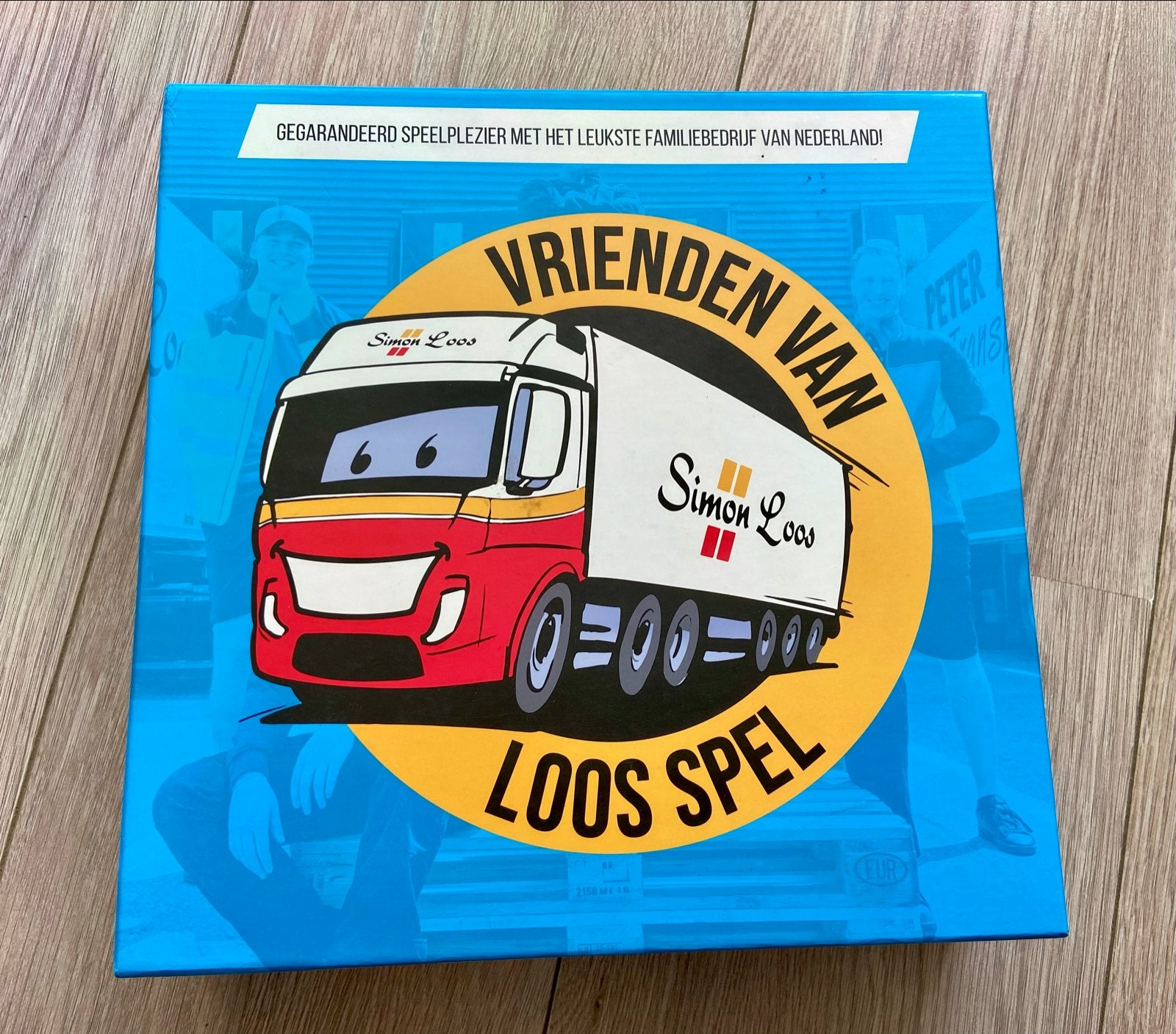 Vrienden van Simon Loos Spel - Familiebedrijf Nederland, Drie of vier spelers, Ophalen of Verzenden, Zo goed als nieuw