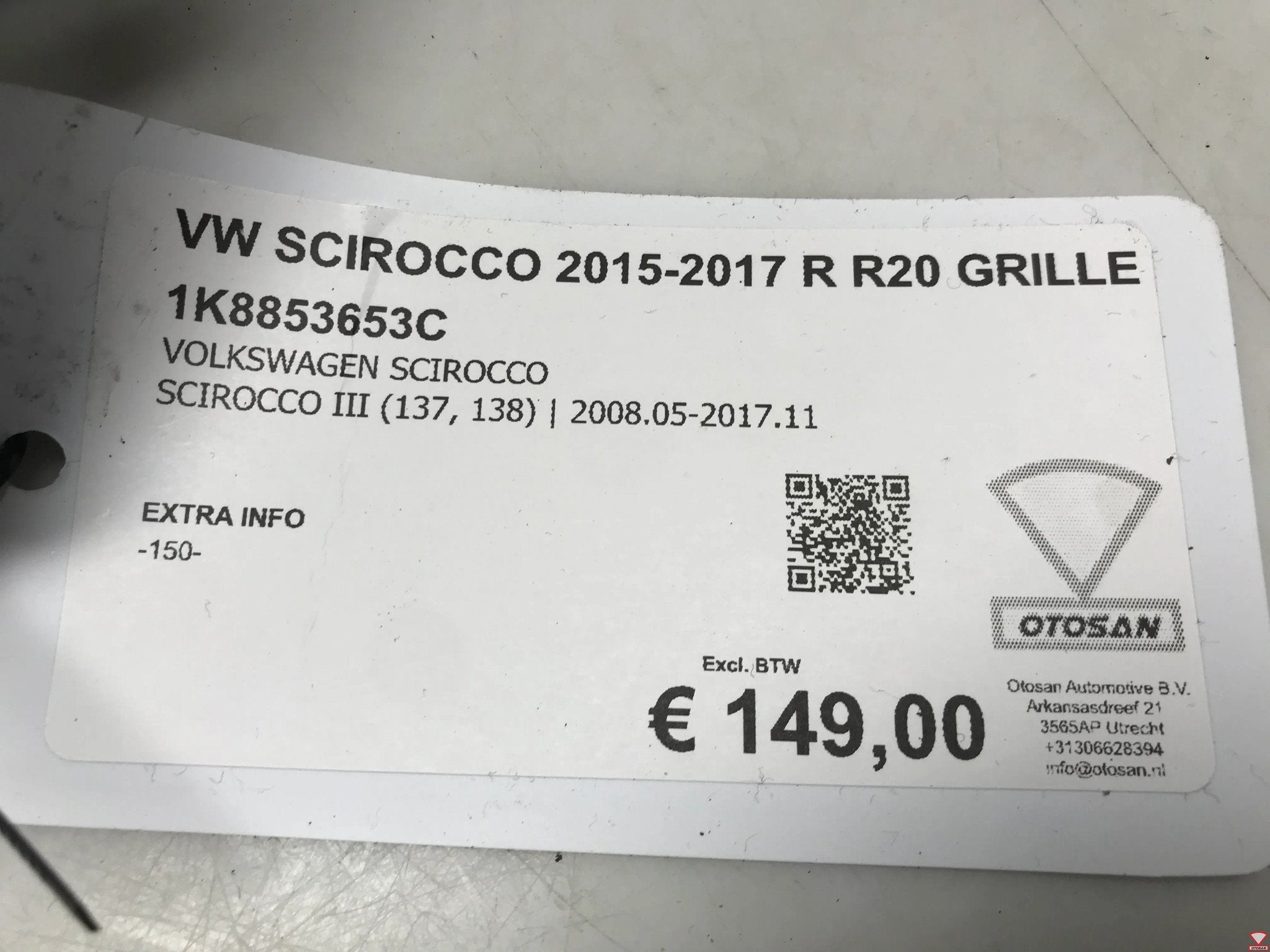 VW Scirocco 2015-2017 R R20 Grille Honingmotief 1K8853653C, Gebruikt, Volkswagen, Volkswagen AG, Berliner Ring 2
38440  Wolfsburg, DE