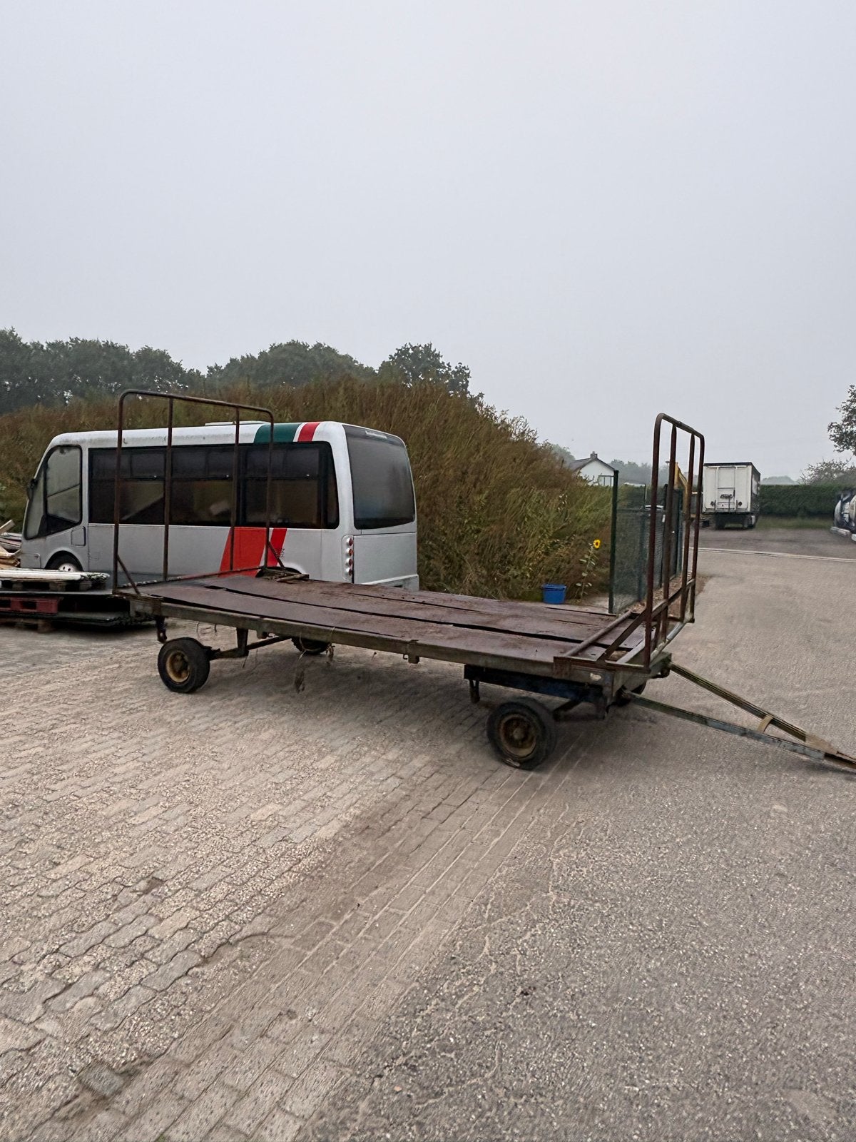 Balenwagen / Schamelwagen - Goed onderstel, Ophalen, Gebruikt