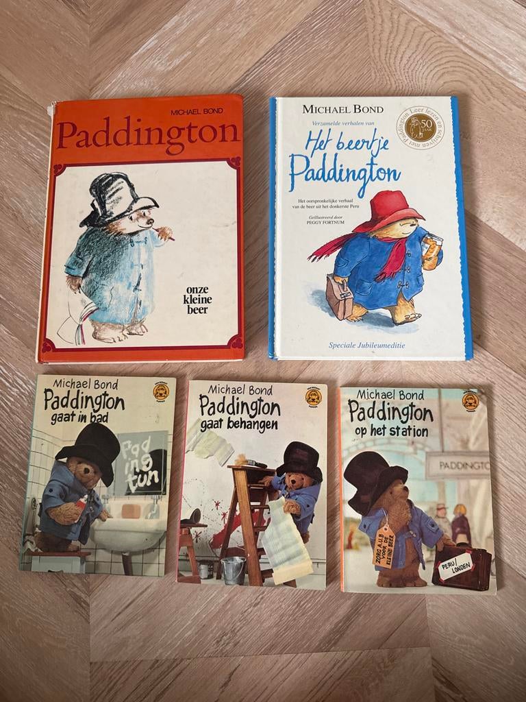 Paddington Boekjes Set - 5 Verhalen van Michael Bond, Ophalen of Verzenden, Gelezen, Fictie algemeen