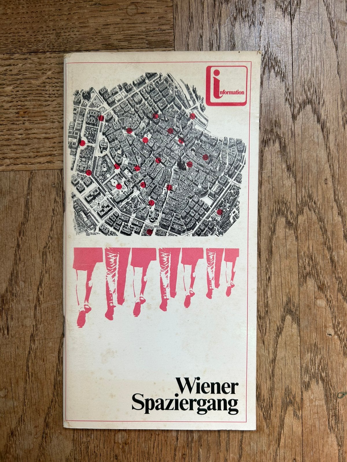 Vintage gids Wiener Spaziergang – Wenen / Vienna 1974, Overige merken, Europa, Ophalen of Verzenden, Zo goed als nieuw