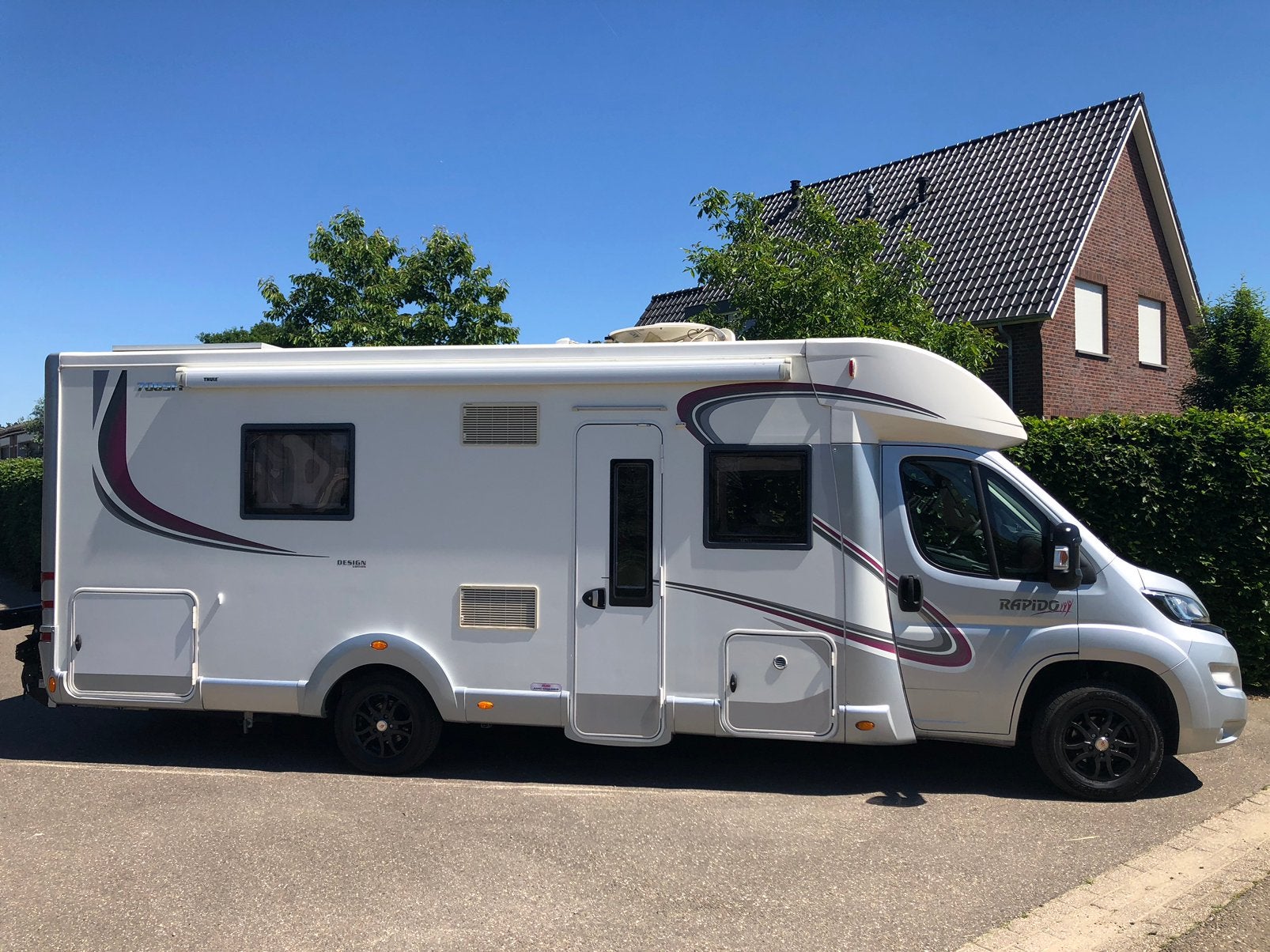 Caravans And Camping Lage