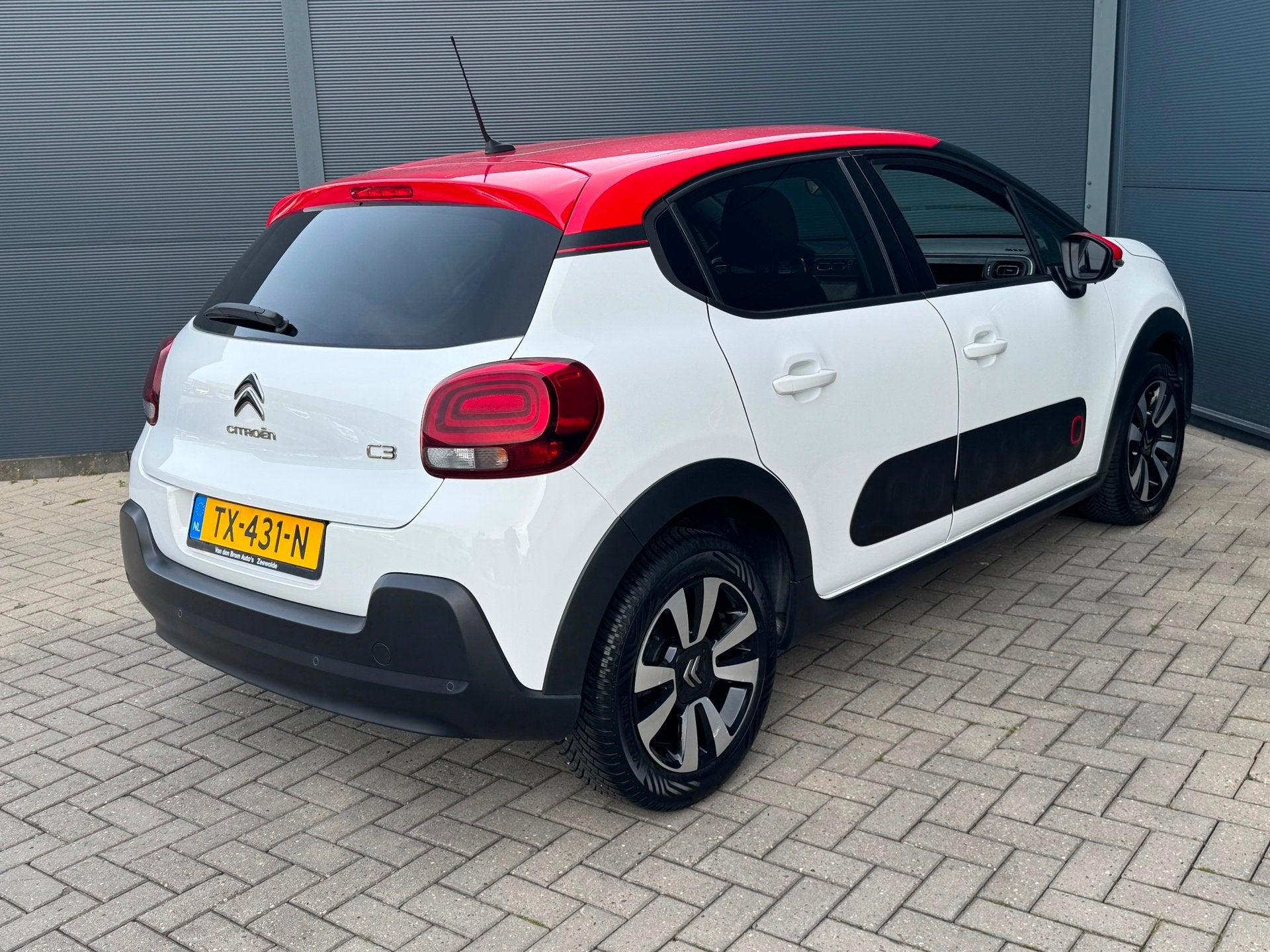 Citroen C3 1.2 PureTech / Navi / Nw Riem, 450 kg, Euro 6, 1199 cc, 82 pk