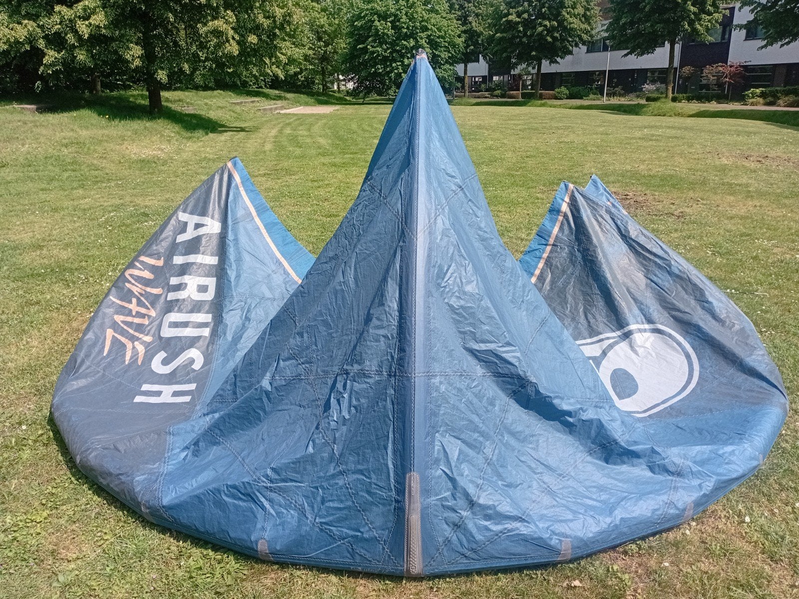 Airush wave 12m met bar, Watersport en Boten, Kitesurfen, Gebruikt, Kitesurf-set, Geen board, Ophalen of Verzenden
