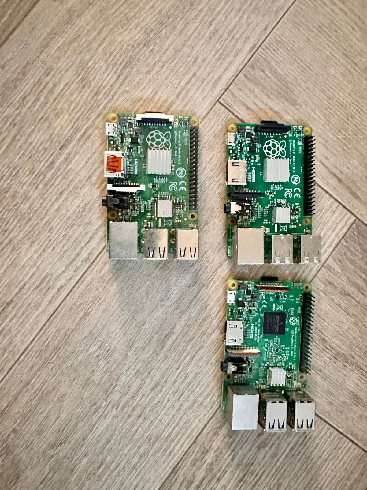 Raspberry Pi B+ (2x) en 3B, Ophalen of Verzenden, Gebruikt