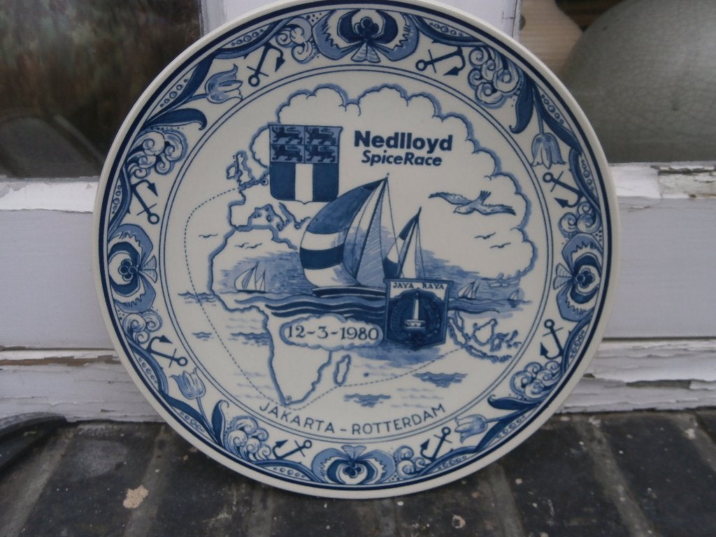 Mooi Goedewaqen Wandbord, in Delfsblauw, NedLLOYD Spice Race, Ophalen