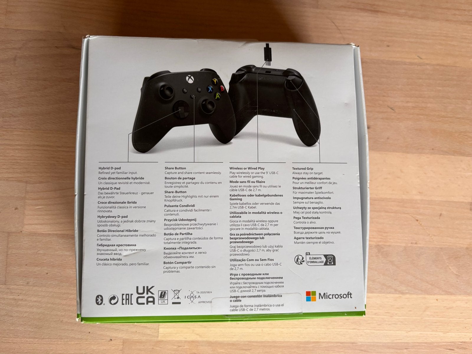 Foto 6 van Xbox Wireless Controller Carbon Black - Zo goed als nieuw