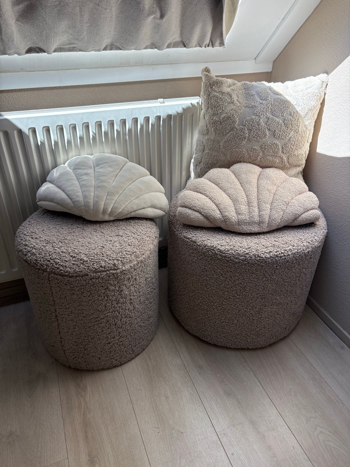 Set van 2 teddy poefjes: groot en klein, Ophalen, Minder dan 50 cm, Rond, Zo goed als nieuw