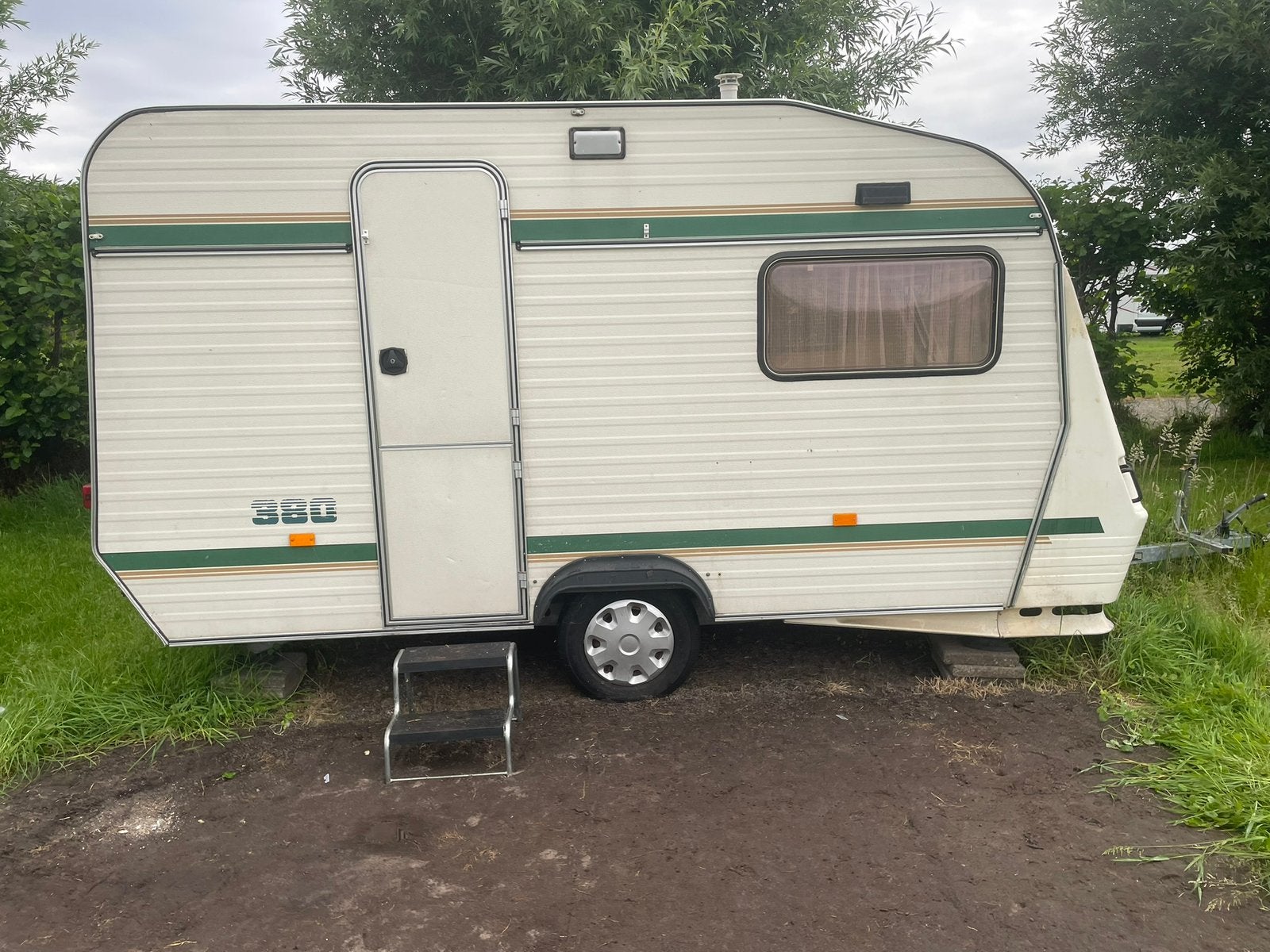 Caravan chateau 380 te koop, Caravans en Kamperen, Caravans, Uitbouw voortent, Particulier, Tot en met 4, Standaardzit