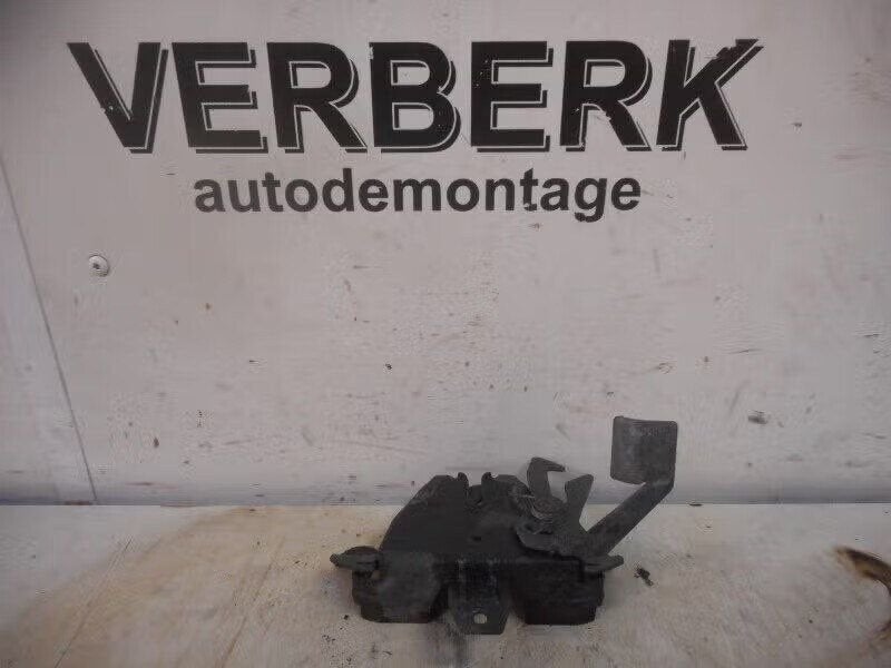 MOTORKAP SLOT Volvo V40 (VW) (01-1995/06-2004), Gebruikt, Info@volvocars.com, Ophalen of Verzenden, Volvo