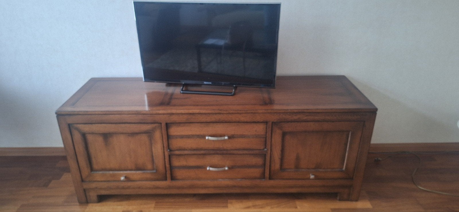 Chique tv kast, Ophalen, Gebruikt, 150 tot 200 cm, Minder dan 100 cm