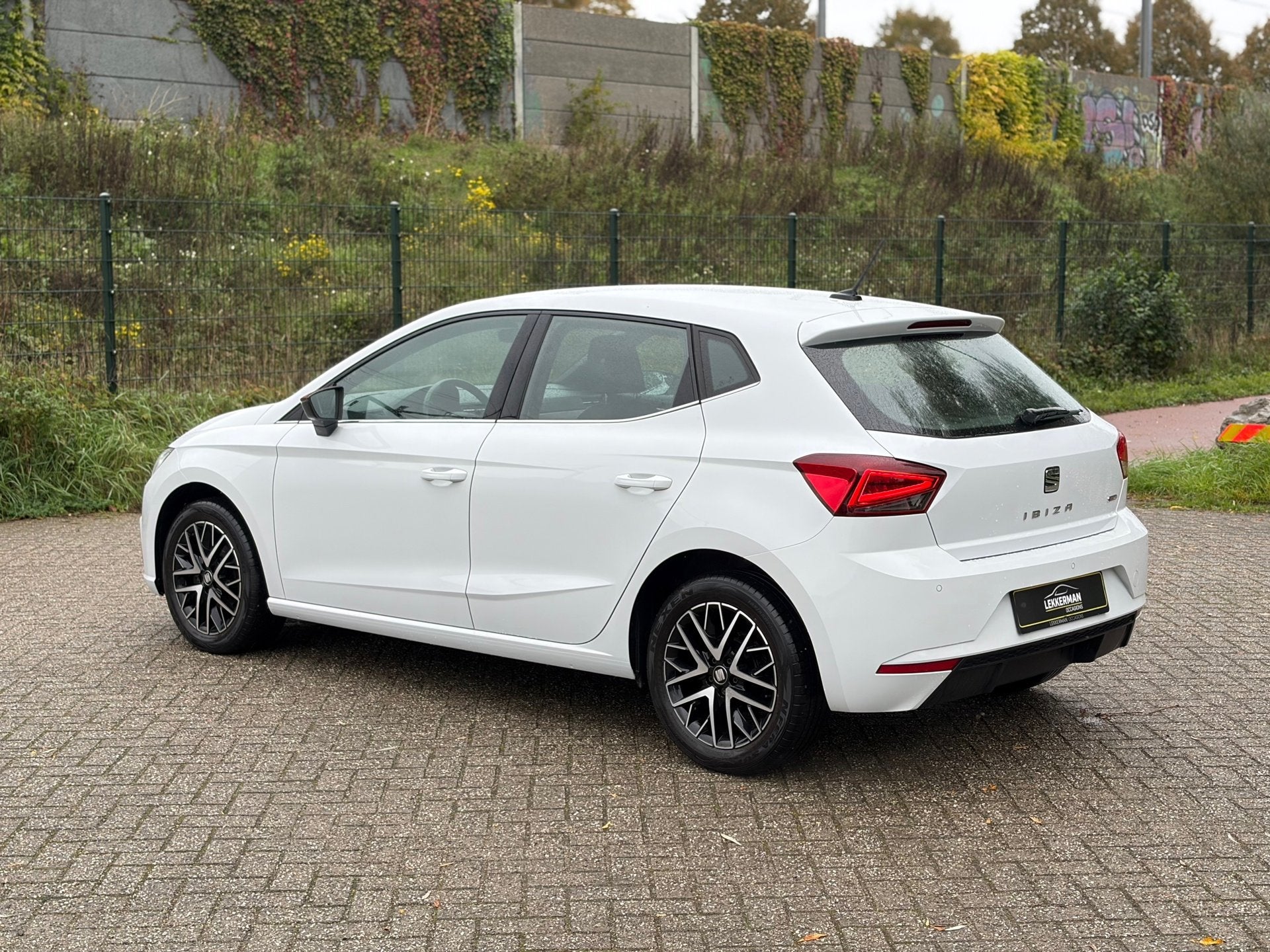 SEAT Ibiza 1.0 Beats VIRTUAL DASH I CARPLAY I CLIMA I VOL! I, Auto's, Voorwielaandrijving, Gebruikt, Origineel Nederlands, Bedrijf