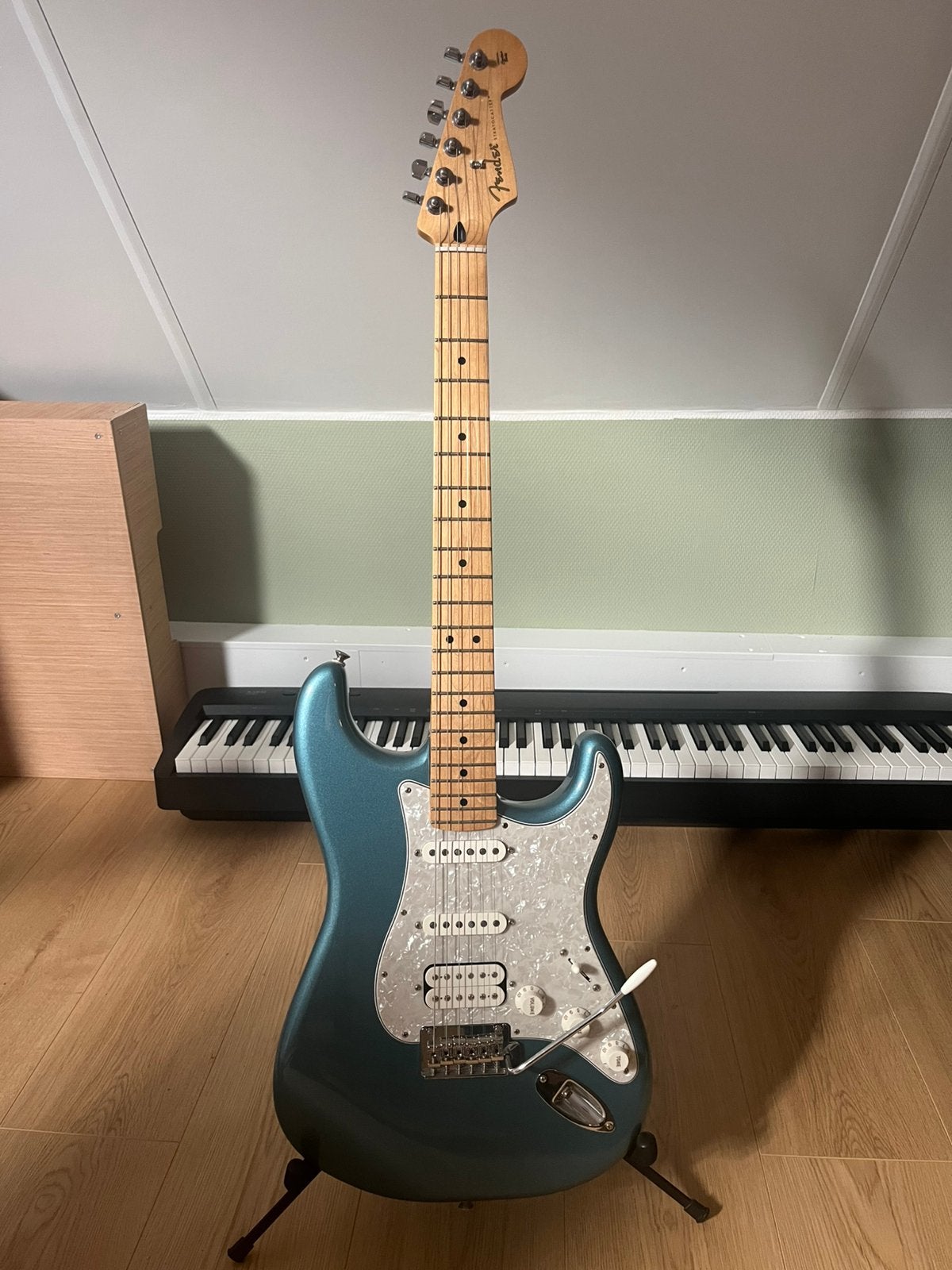 Fender stratocaster MIM 2022, Muziek en Instrumenten, Ophalen, Zo goed als nieuw, Solid body, Fender
