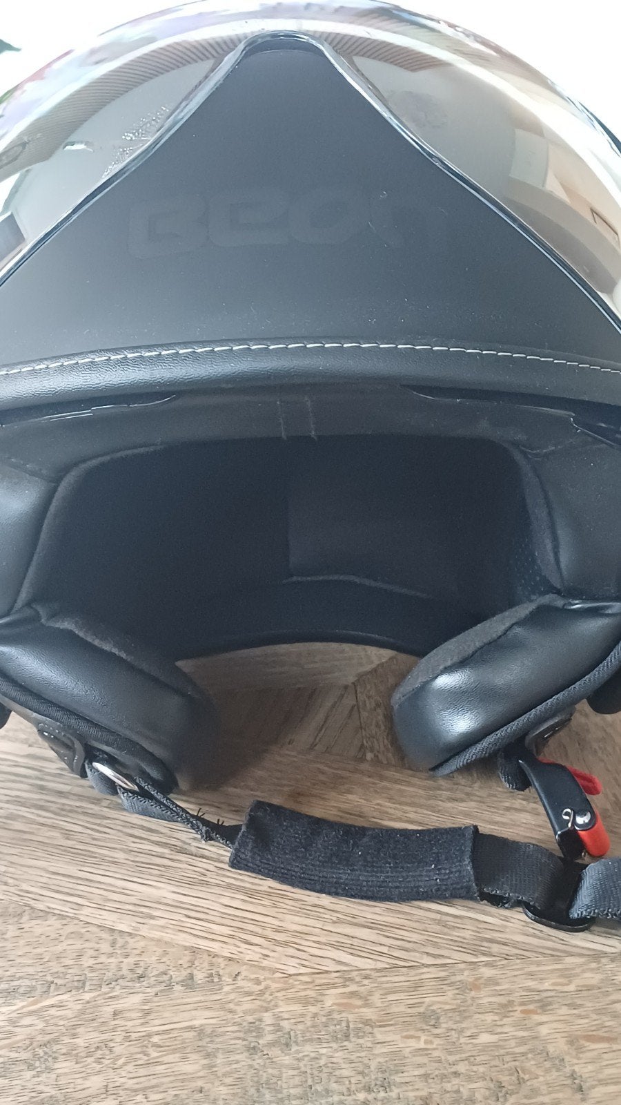 beon helm slechts 2x gebruikt, Fietsen en Brommers, Brommerhelmen, Ophalen of Verzenden, Extra large of groter
