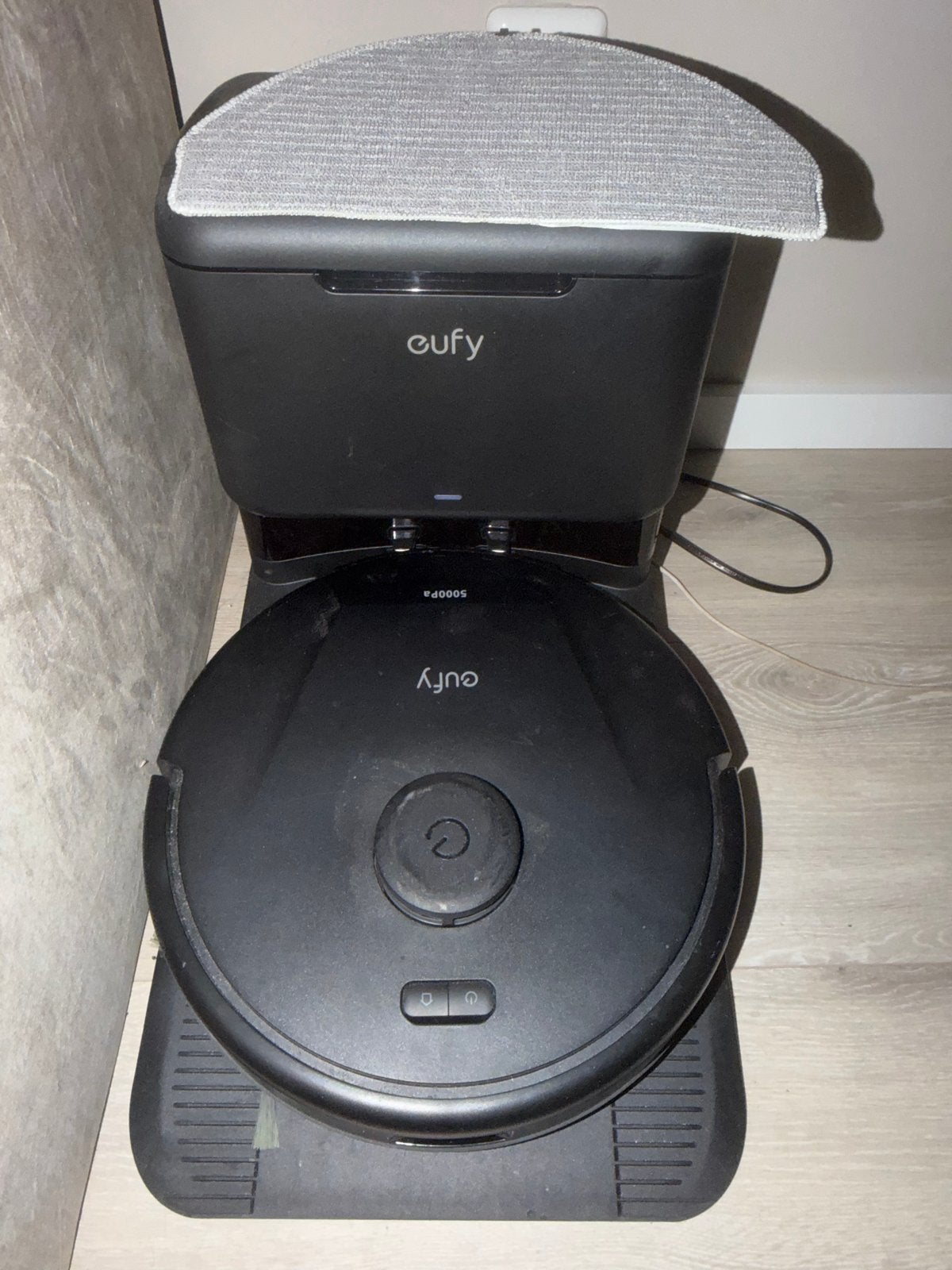 Eufy Robotstofzuiger met Dweilfunctie en Zelfreinigend Stati, Ophalen, Automatisch legen, Zo goed als nieuw, Robotstofzuiger