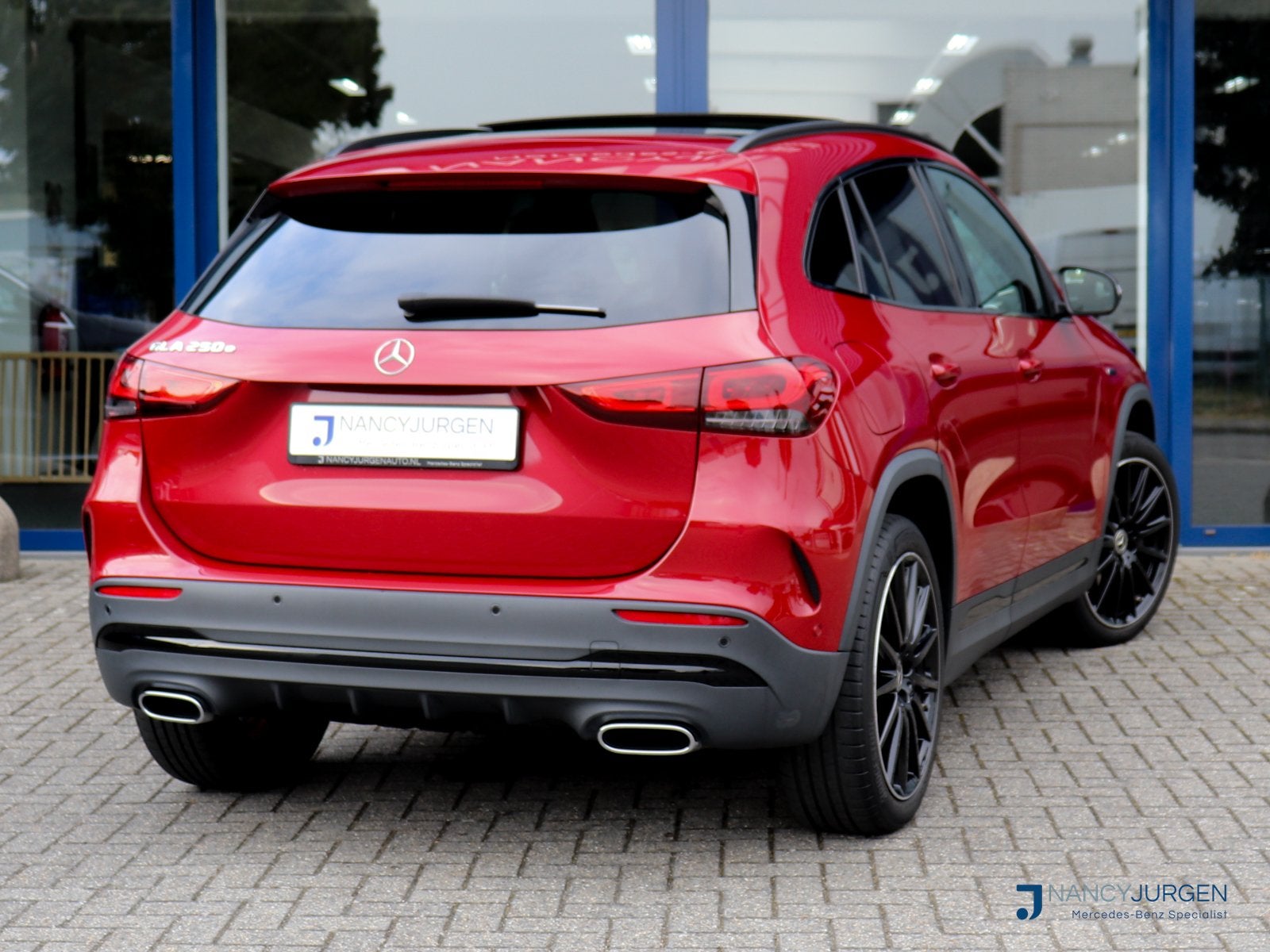 Mercedes-Benz GLA 250 e Business| AMG | 8G Aut. | Night Pakk, Auto's, Gebruikt, Met garantie (alle), Plug-in hybride, Bedrijf