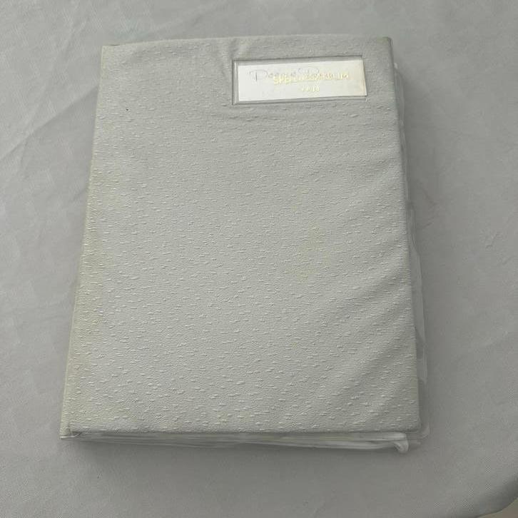 Album. Speldjes, Verzamelen, Speldjes, Pins en Buttons, Ophalen of Verzenden, Zo goed als nieuw, Overige onderwerpen