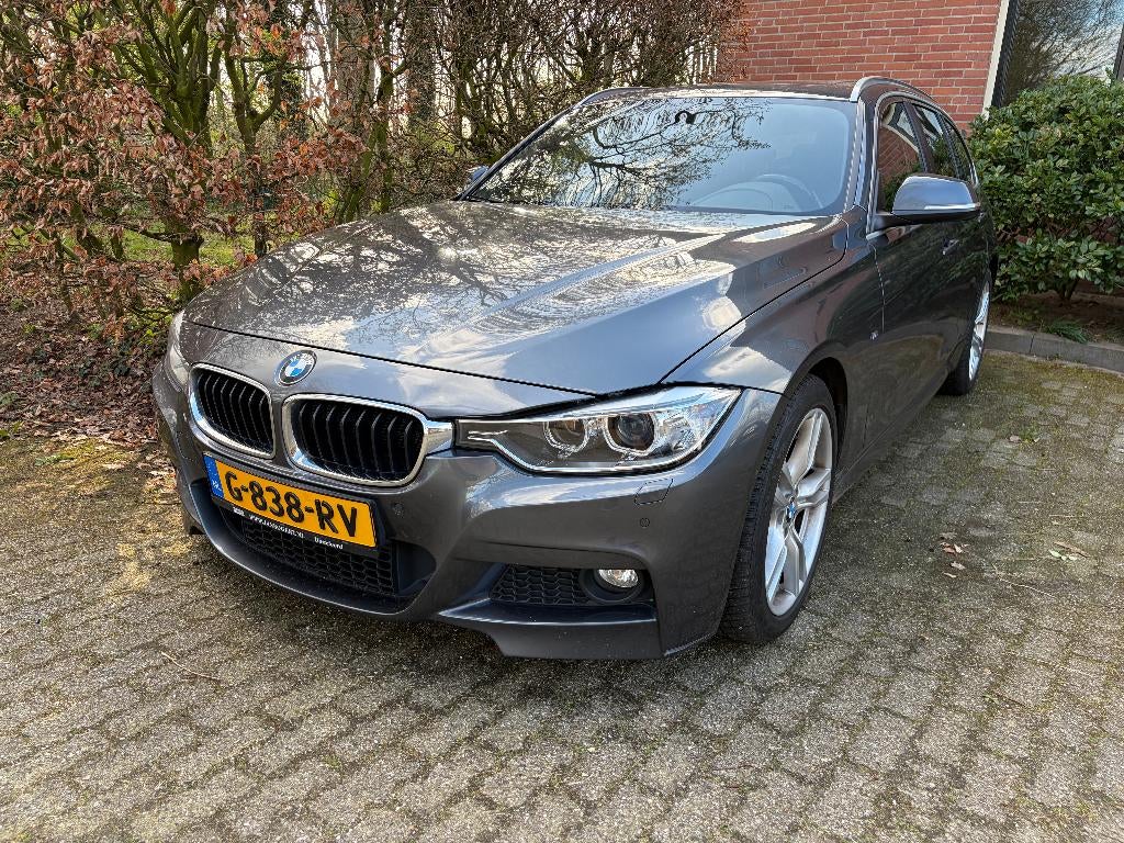 BMW 3-Serie 318D 2.0D 136pk/100kw 2015 Grijs, 745 kg, 1995 cc, 4 cilinders, Alcantara