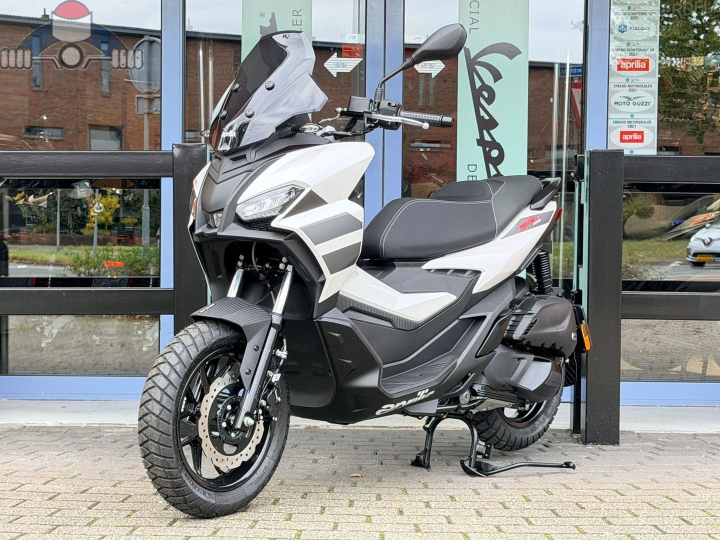 Aprilia SR GT 200 (Wit) Opalescent Light Actie!, Scooter, Bedrijf, Onbekend, APRILIA