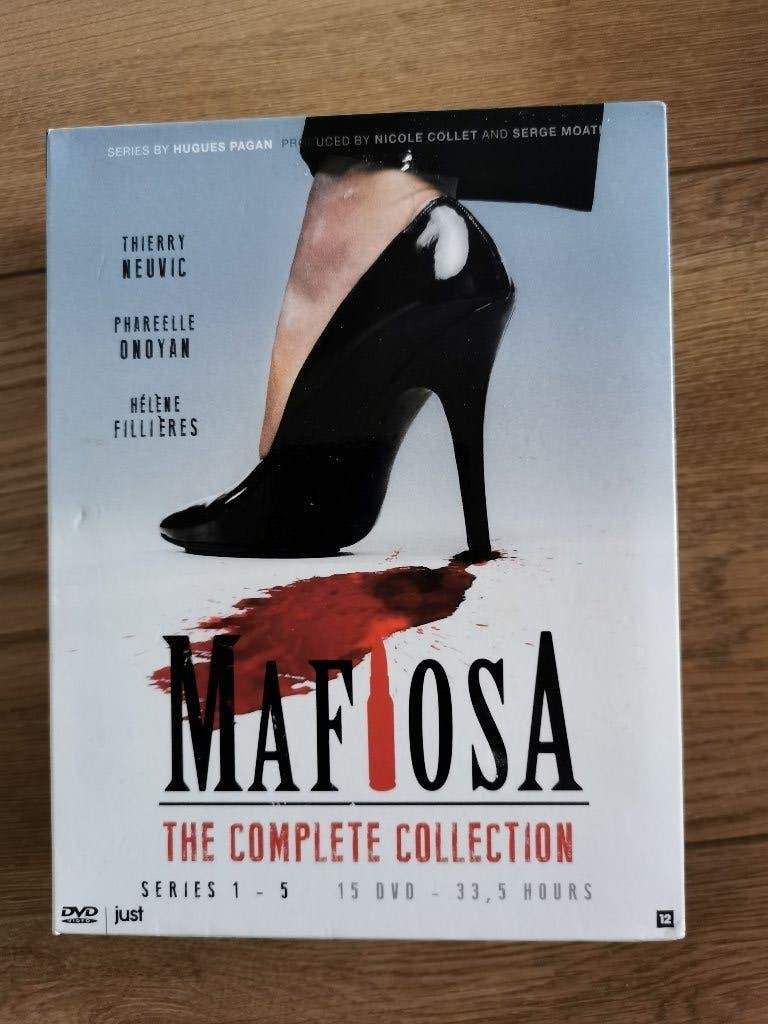 Mafiosa; de gehele serie; 15 dvd,s, Alle leeftijden, Ophalen of Verzenden, Zo goed als nieuw, Complete serie