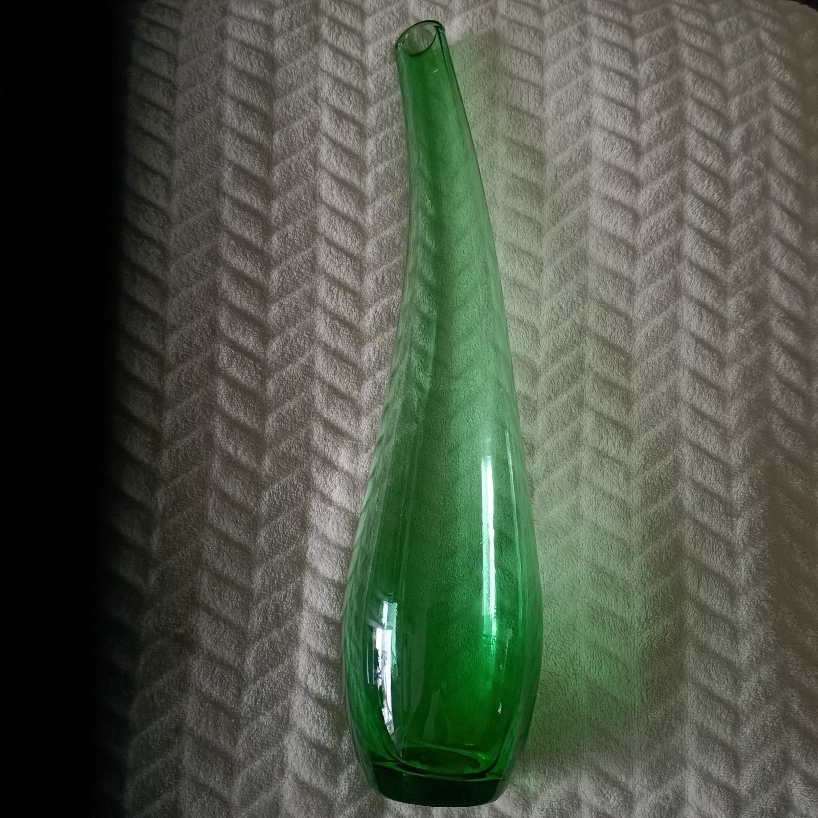 Vintage handmade quality, groen gebogen ikea vaas!, Huis en Inrichting, Ophalen