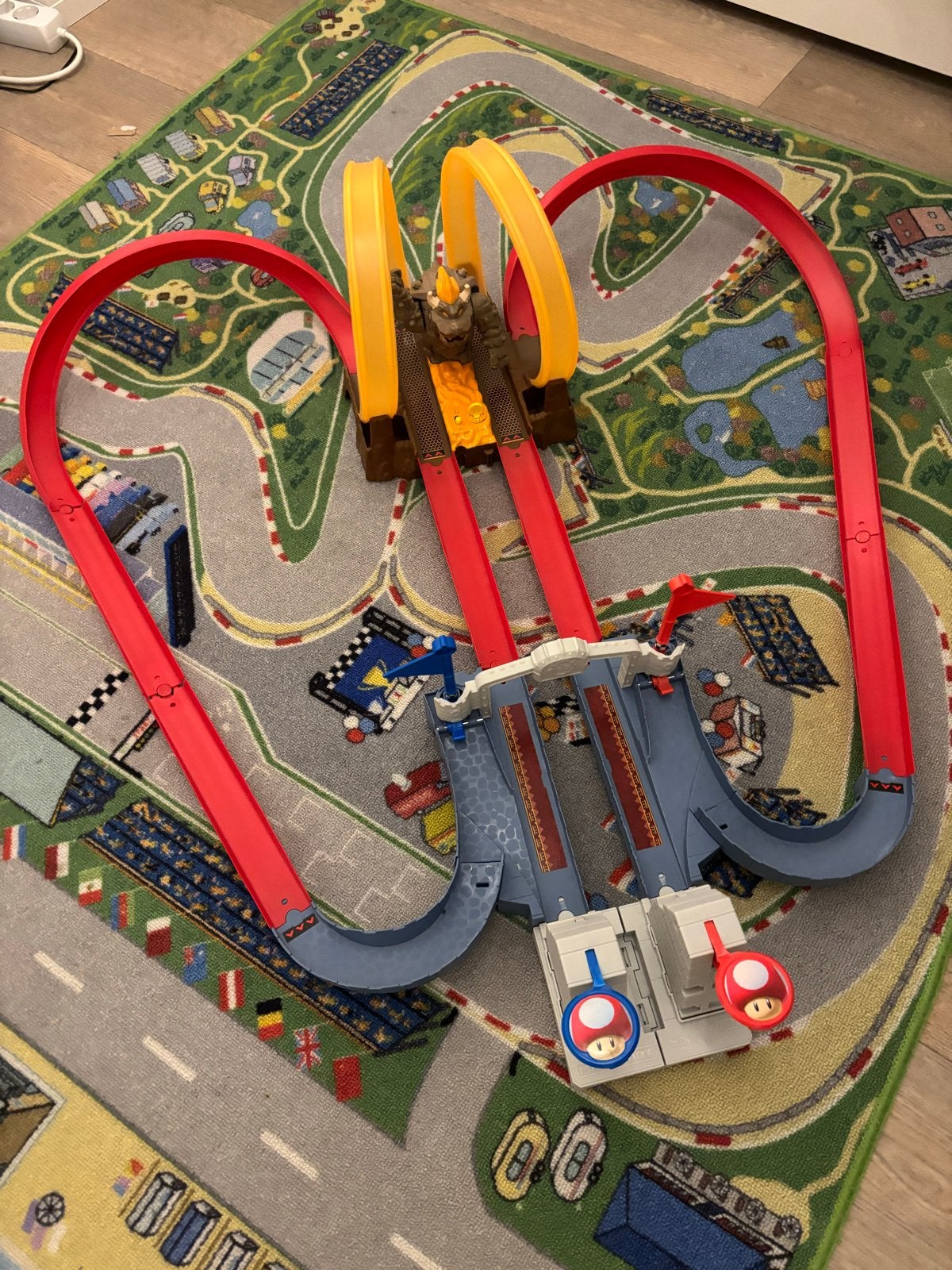 Hot Wheels Racebaan Super Mario Bowser (zonder auto's), Ophalen, Hot Wheels, Racebaan, Gebruikt