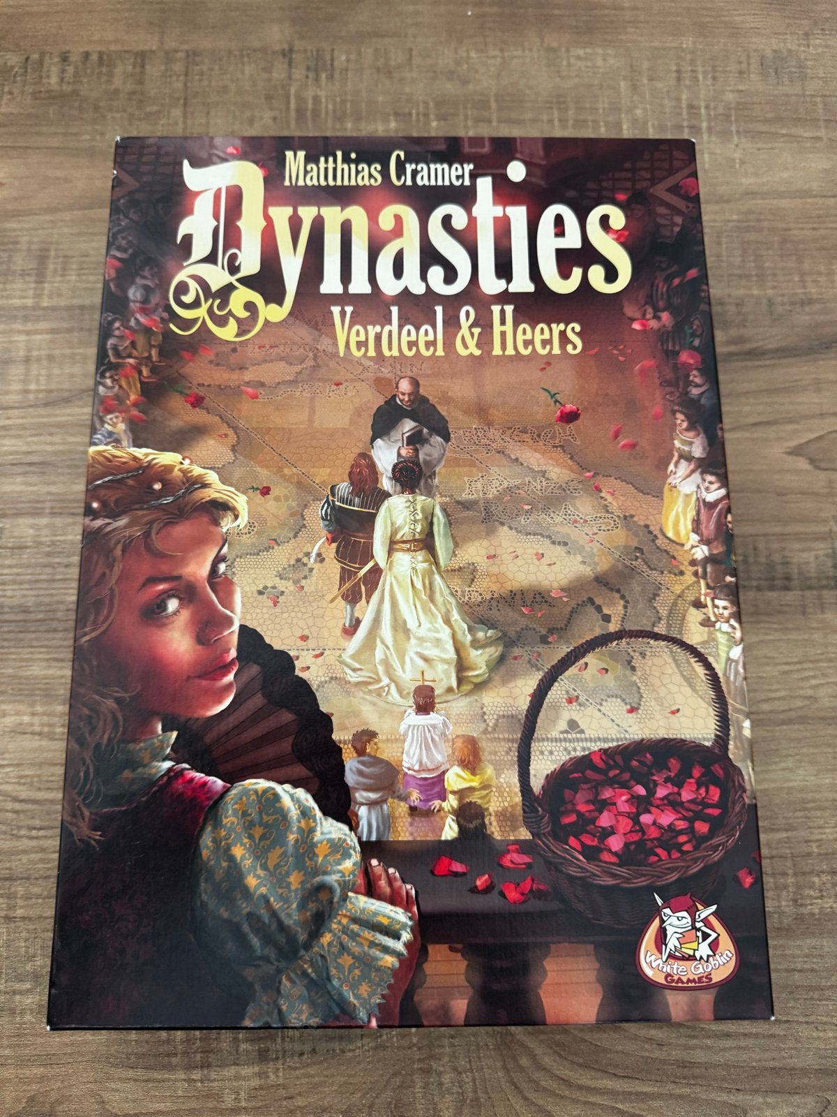 Dynasties: Verdeel & Heers Bordspel - Zo goed als nieuw, Hobby en Vrije tijd, Gezelschapsspellen | Bordspellen, Drie of vier spelers