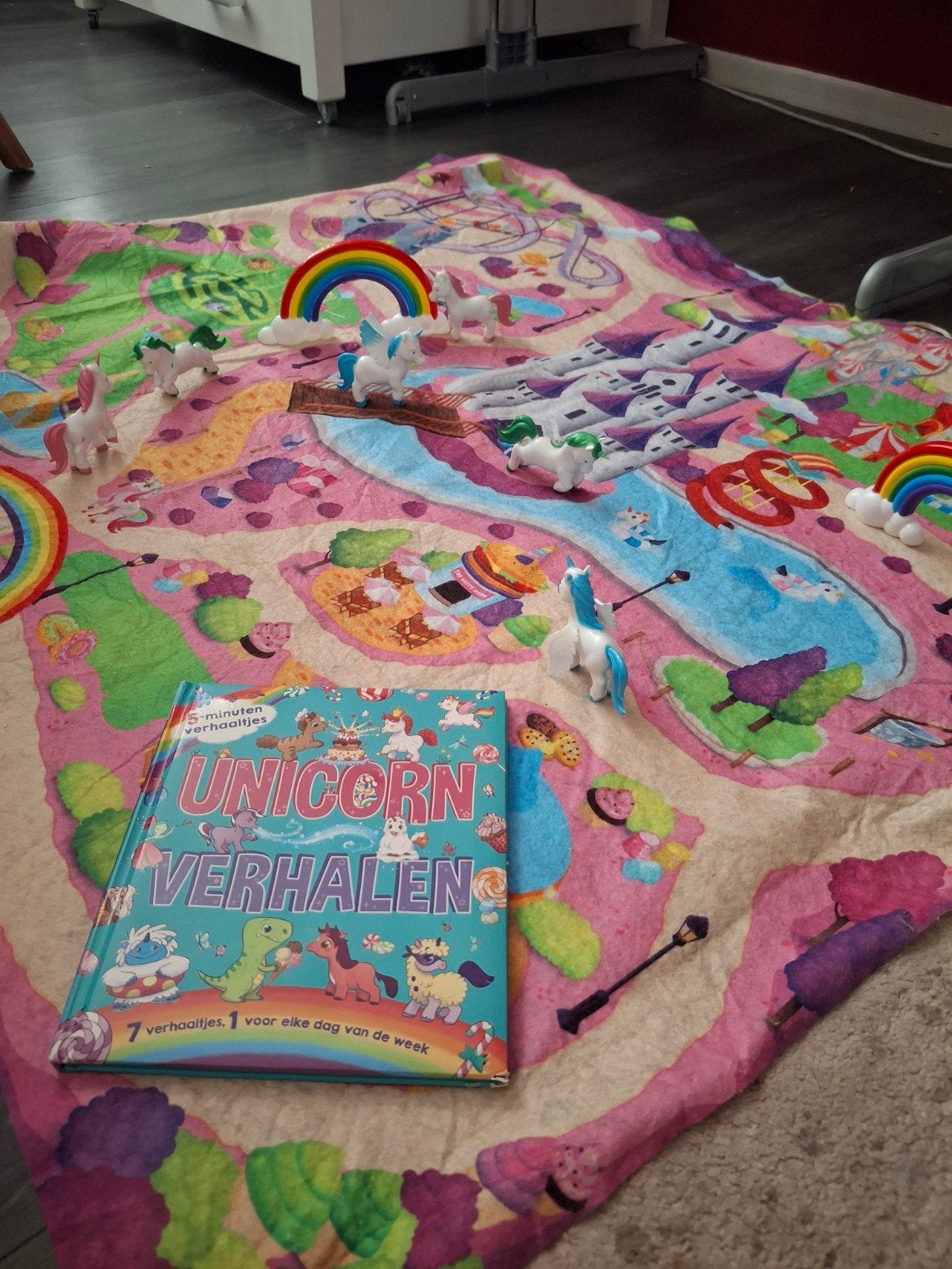 Eenhoorn speelkleed met speelfiguren en een bijpassende boek, Kinderen en Baby's, Kinderkamer | Beddengoed, Ophalen, Wit, Meisje