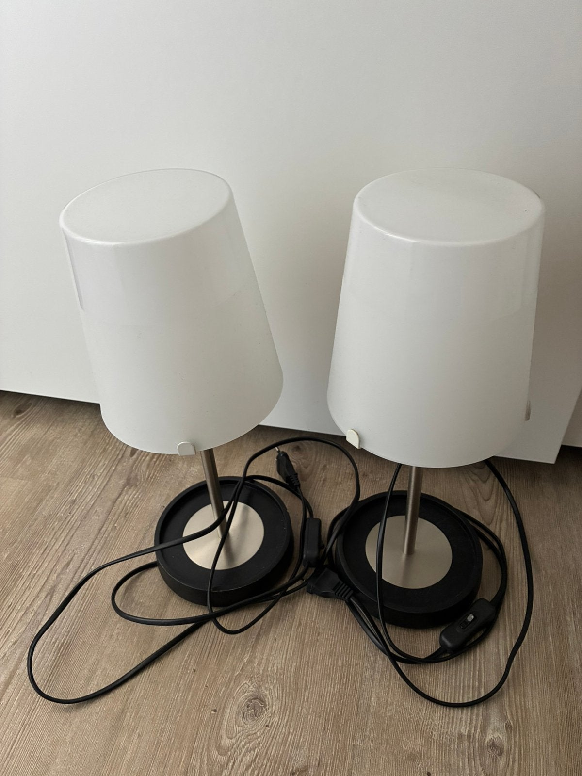 Ikea Basisk Tafellamp (B0404) - 2 Stuks, Ophalen of Verzenden, IKEA, Met kap